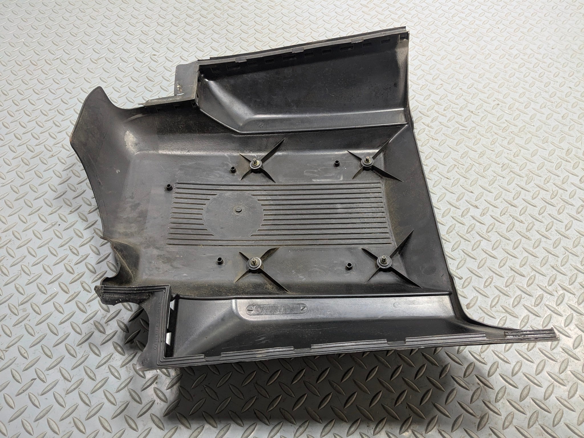 2003 - 2005 LAND ROVER RANGE ROVER OEM ENGINE MOTOR UPPER COVER PANEL SHIELD