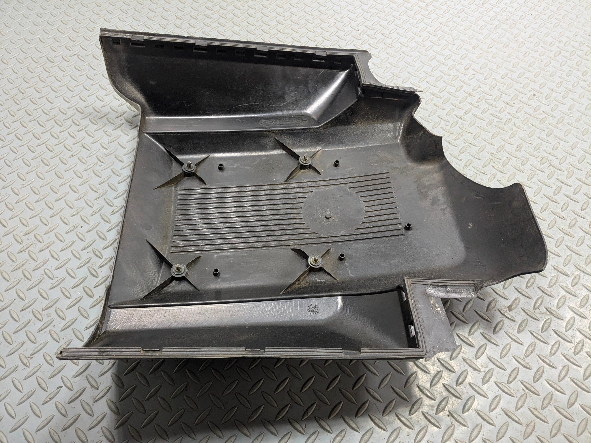 2003 - 2005 LAND ROVER RANGE ROVER OEM ENGINE MOTOR UPPER COVER PANEL SHIELD