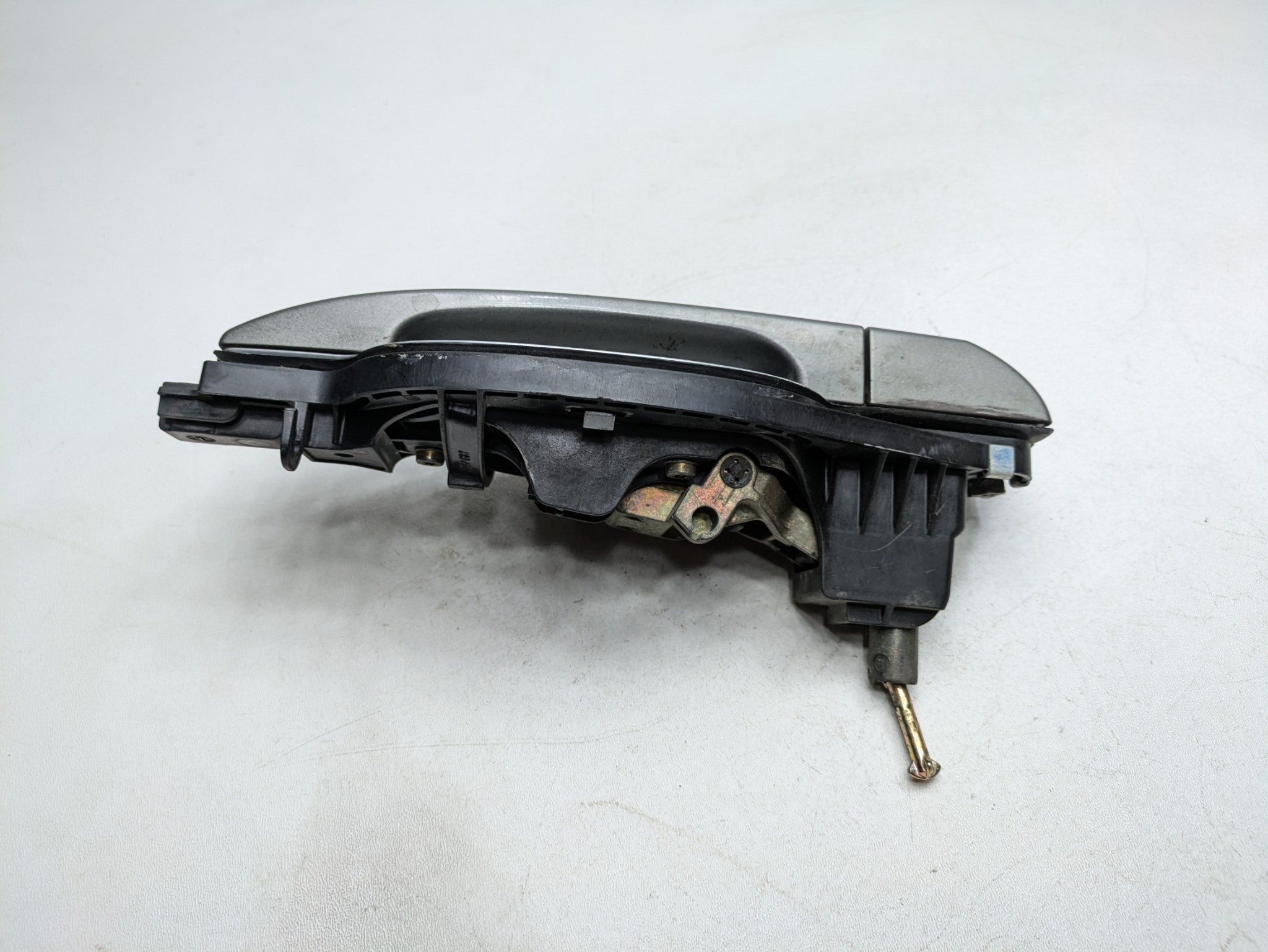 03 - 05 LAND ROVER RANGE ROVER OEM EXTERIOR DOOR HANDLE FRONT LEFT DRIVER SIDE