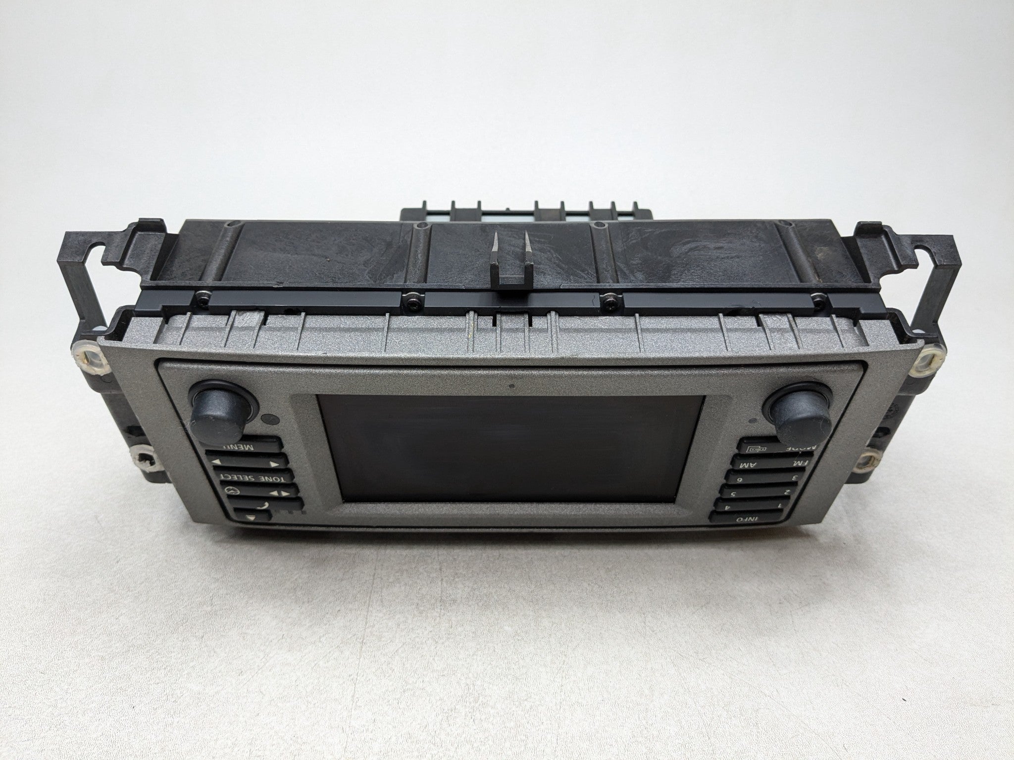 2003 - 2005 LAND ROVER RANGE ROVER OEM INFO GPS TV SCREEN NAVIGATION MONITOR