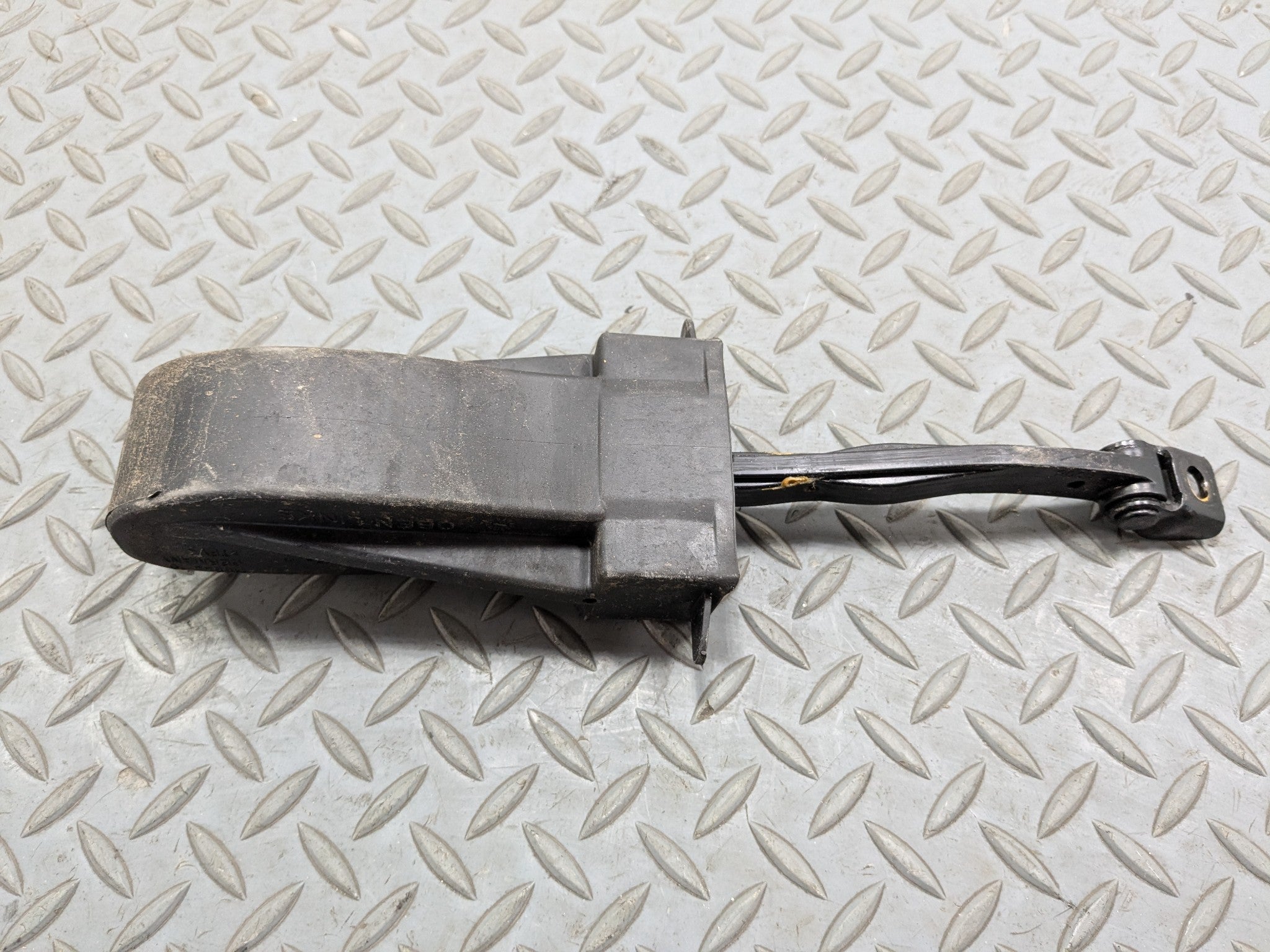 2014 - 2016 BMW 528I OEM DOOR CHECK STRAP STOPPER REAR RIGHT PASSENGER SIDE