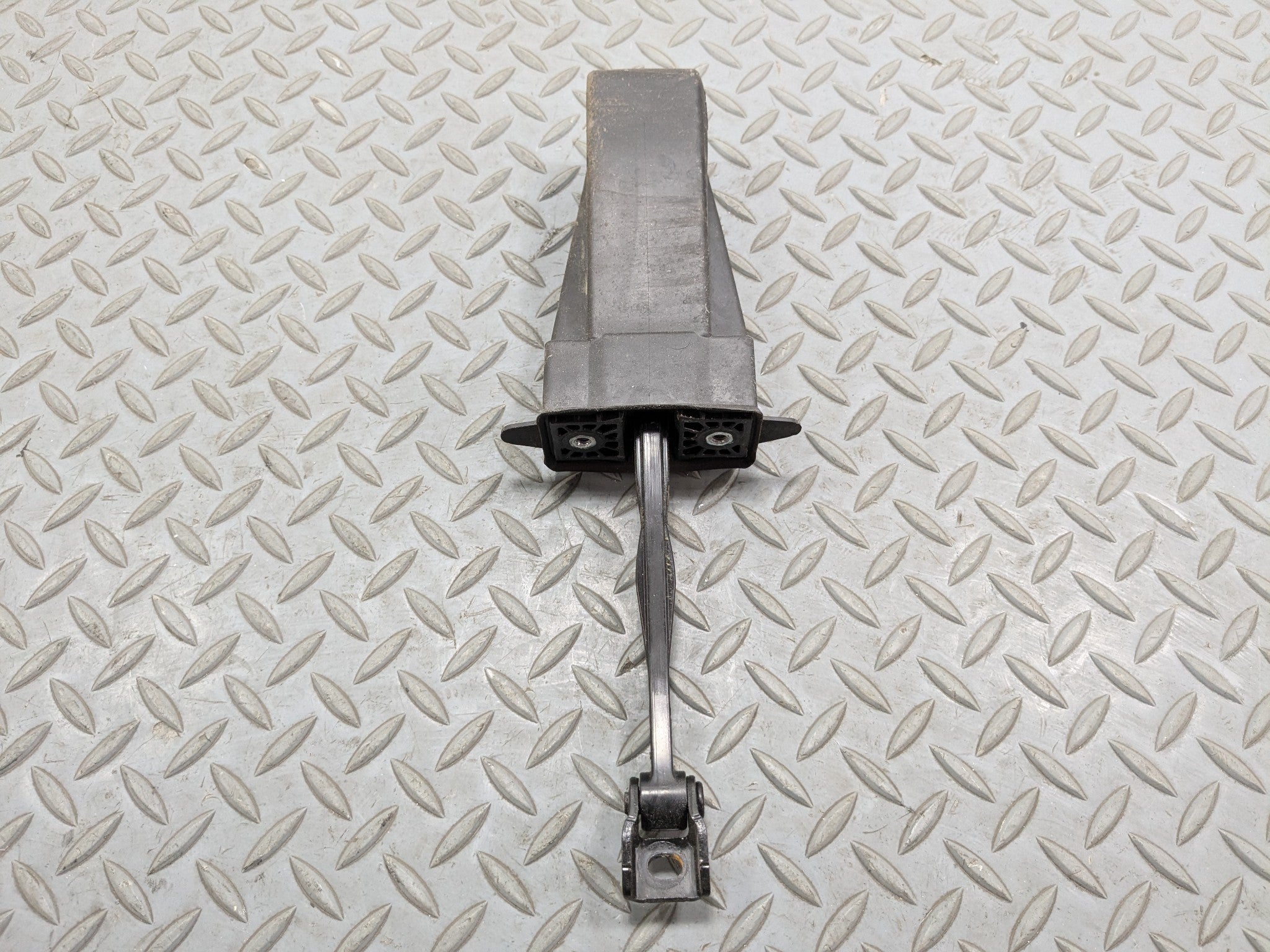 2014 - 2016 BMW 528I OEM DOOR CHECK STRAP STOPPER REAR RIGHT PASSENGER SIDE