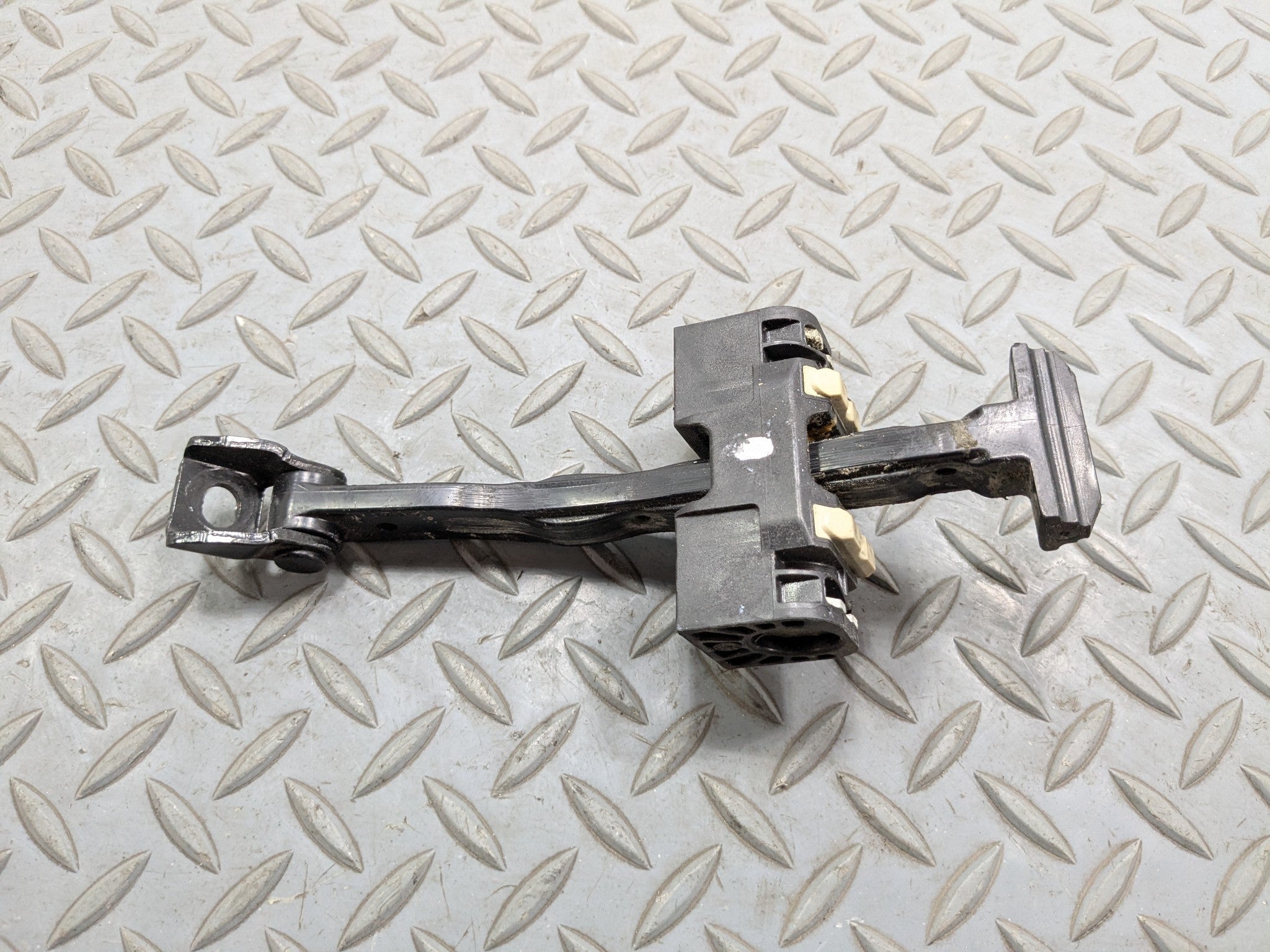 2014 - 2016 BMW 528I OEM DOOR CHECK STRAP STOPPER FRONT LEFT DRIVER SIDE