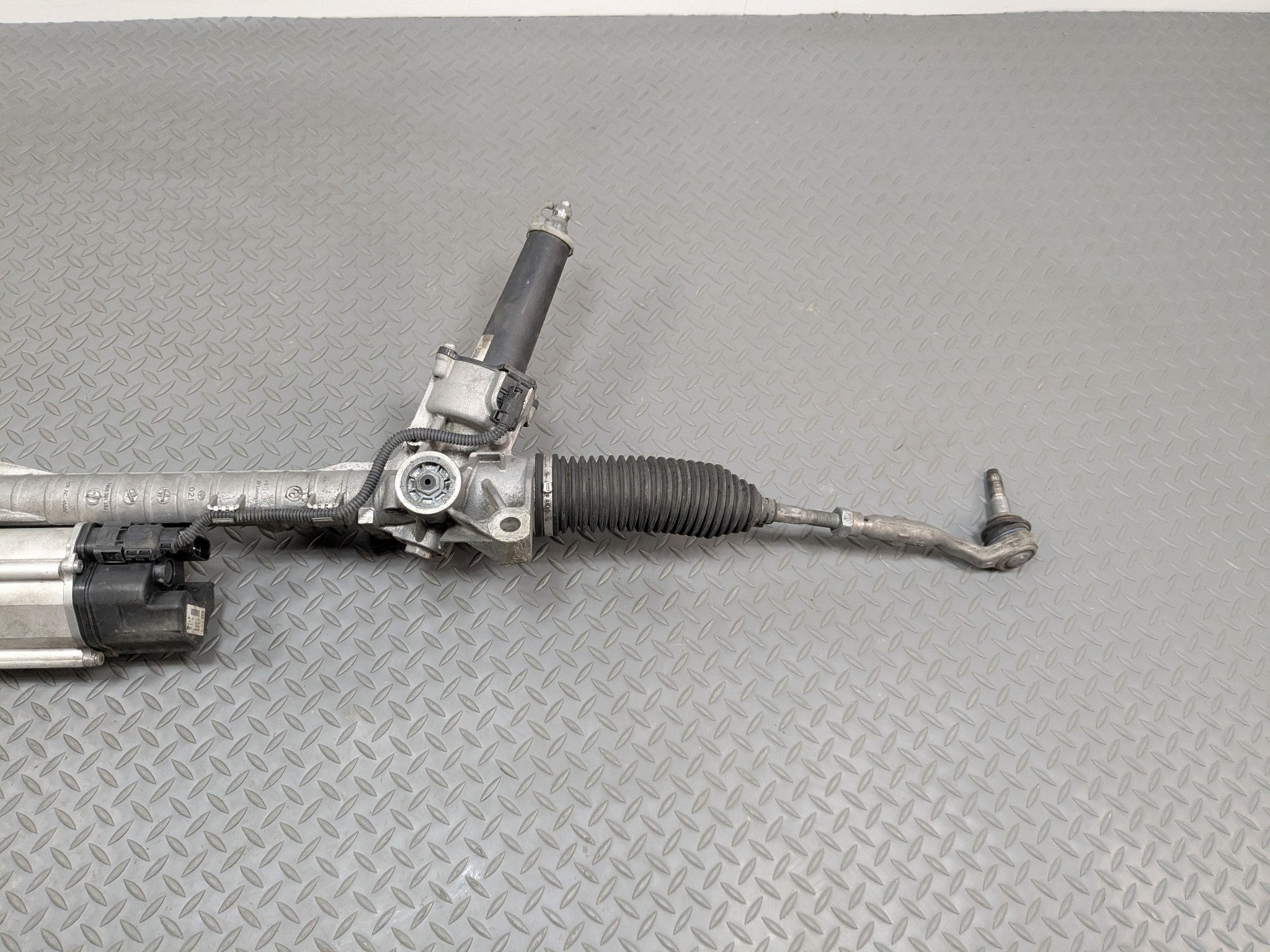 2014 - 2016 BMW 528I OEM ELECTRIC POWER STEERING GEAR RACK AND PINION ASSEMBLY