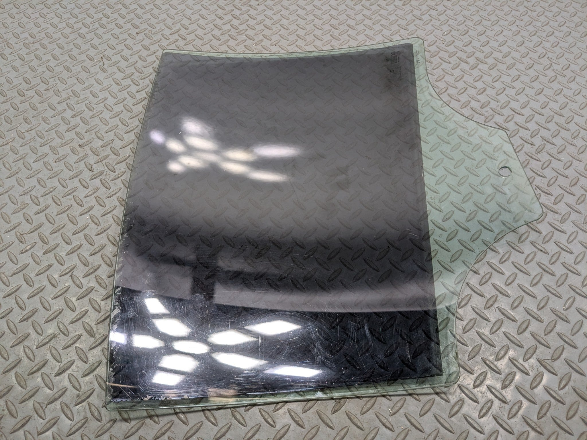 2014 - 2016 BMW 528I OEM DOOR WINDOW GLASS REAR LEFT DRIVER SIDE