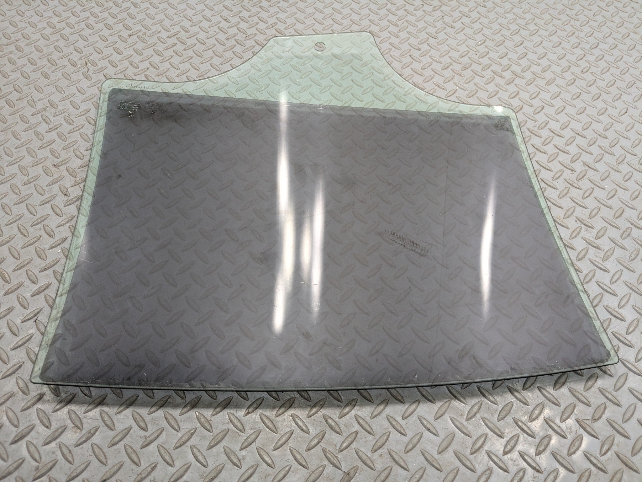 2014 - 2016 BMW 528I OEM DOOR WINDOW GLASS REAR LEFT DRIVER SIDE