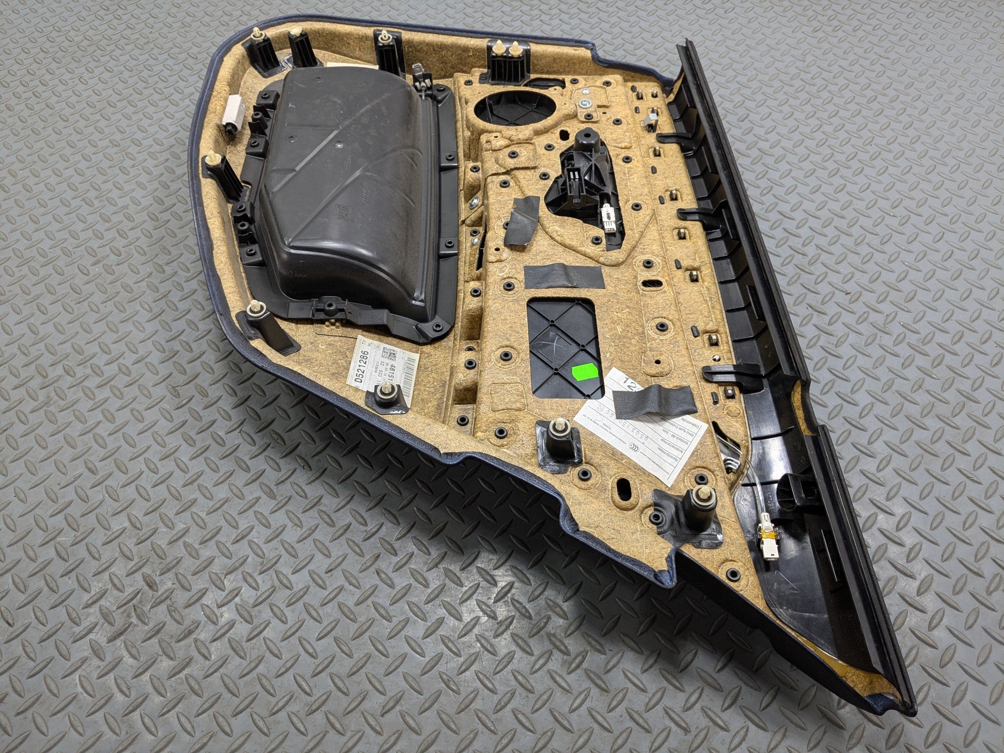 2014 - 2016 BMW 528I OEM INTERIOR DOOR TRIM PANEL REAR LEFT DRIVER SIDE