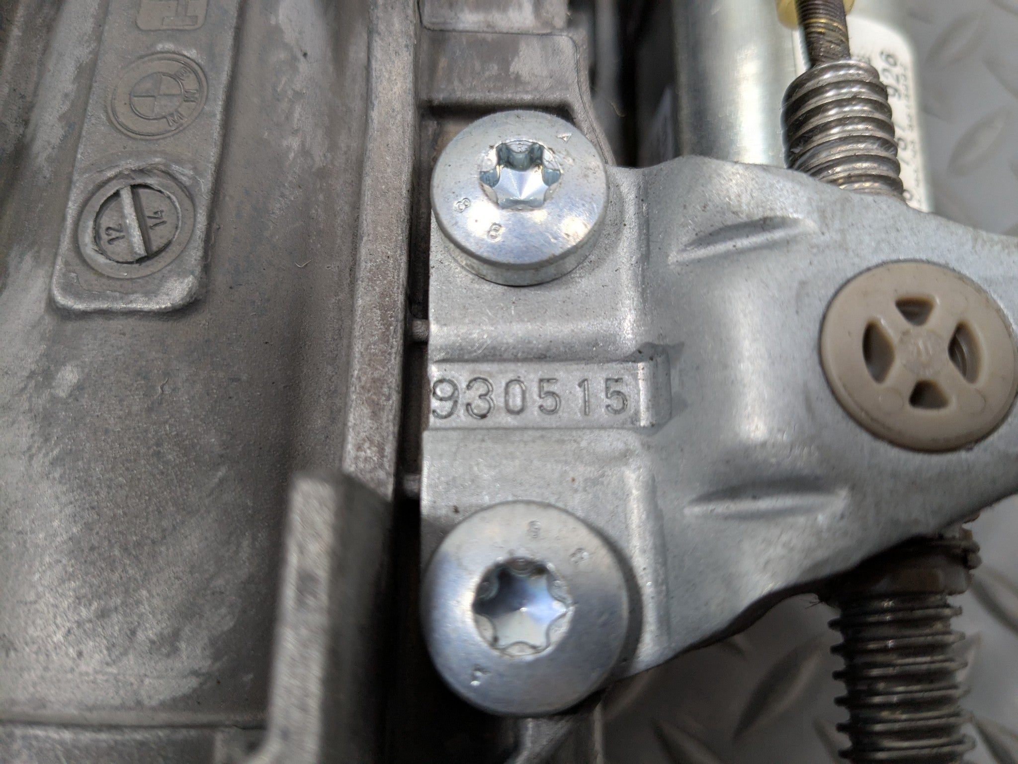 2014 - 2016 BMW 528I OEM POWER ADJUSTMENT ELECTRIC STEERING COLUMN ASSEMBLY