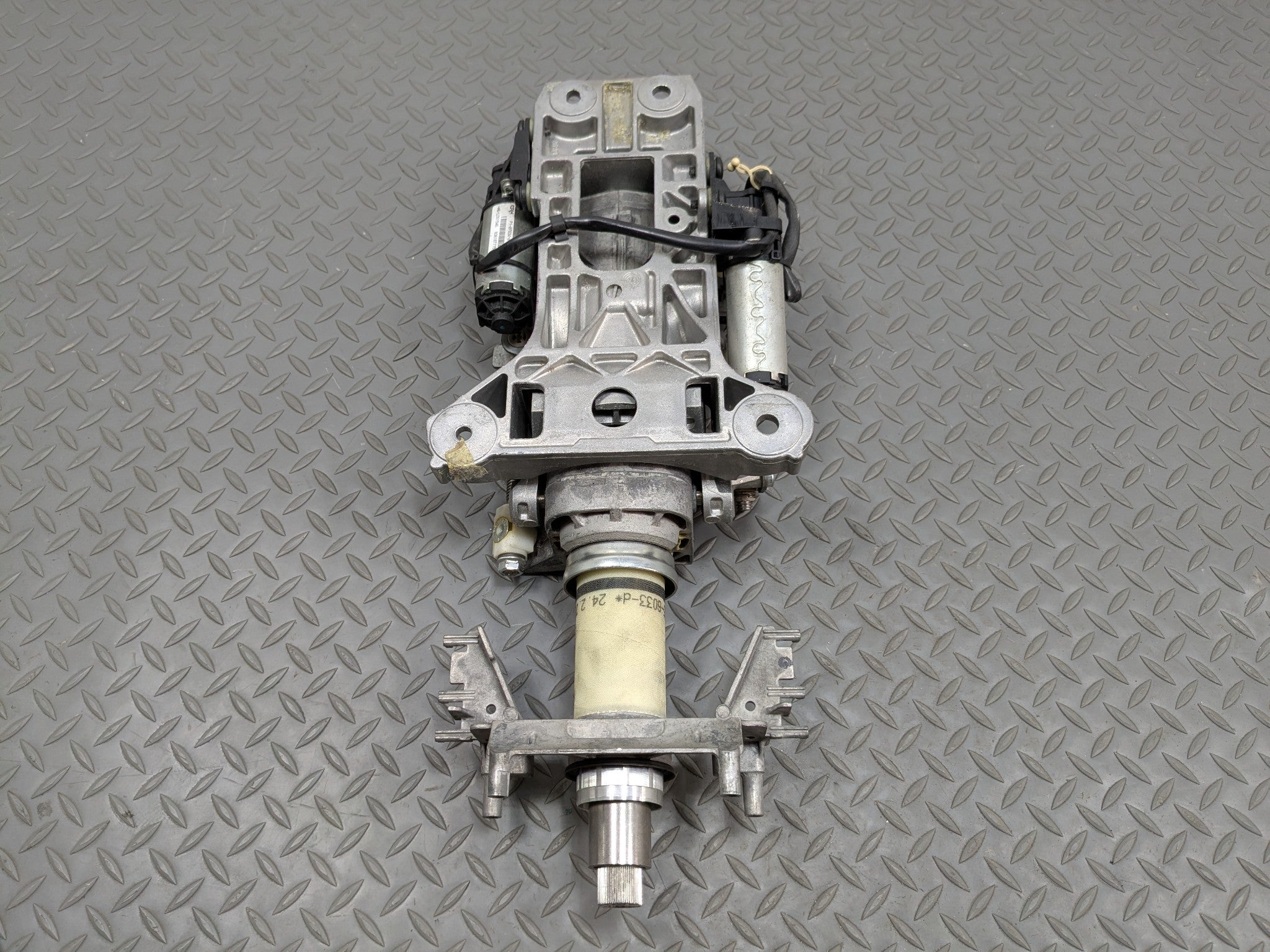 2014 - 2016 BMW 528I OEM POWER ADJUSTMENT ELECTRIC STEERING COLUMN ASSEMBLY