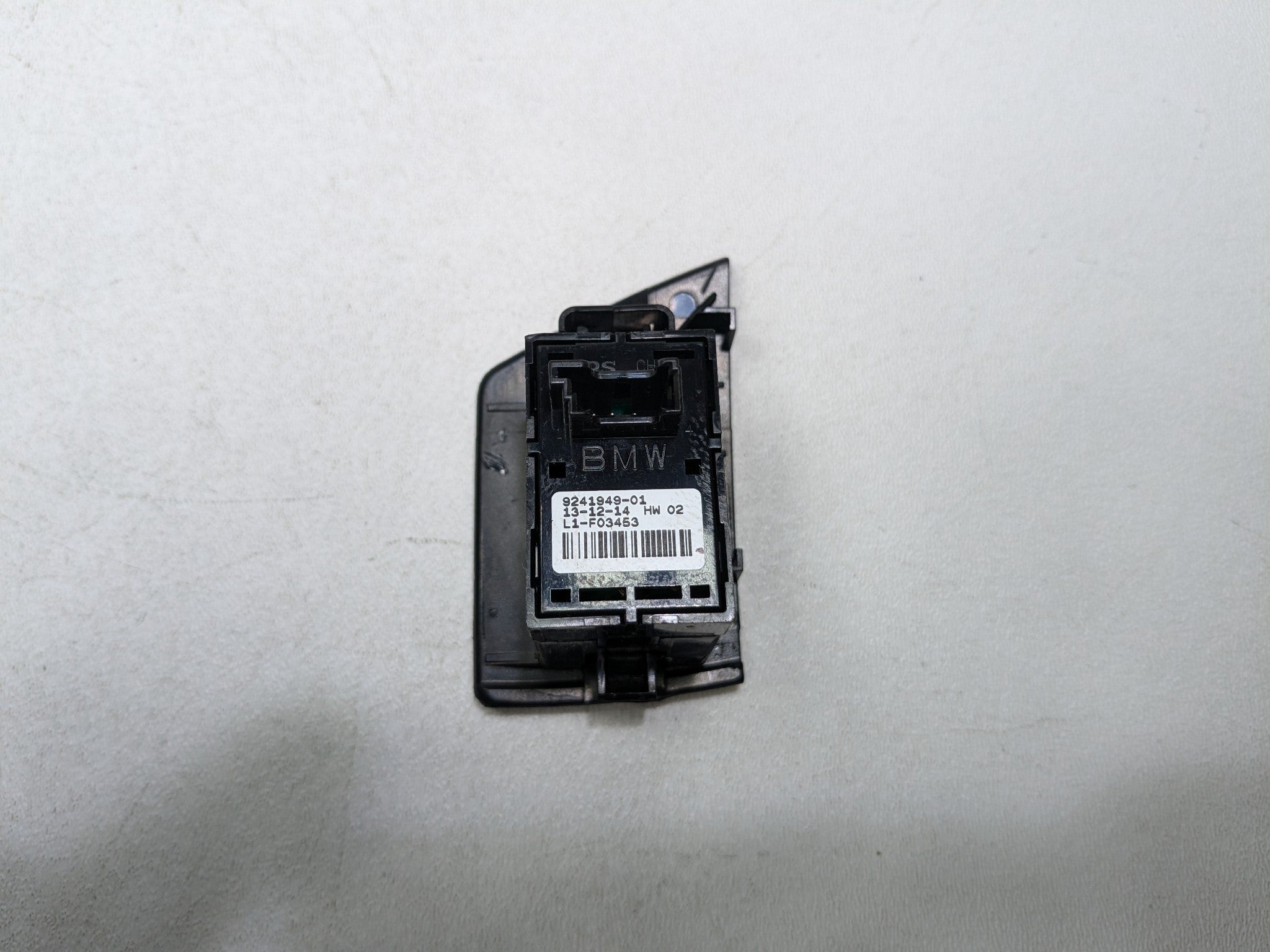 2014 - 2016 BMW 528I OEM DOOR SWITCH WINDOW CONTROL REAR RIGHT PASSENGER SIDE