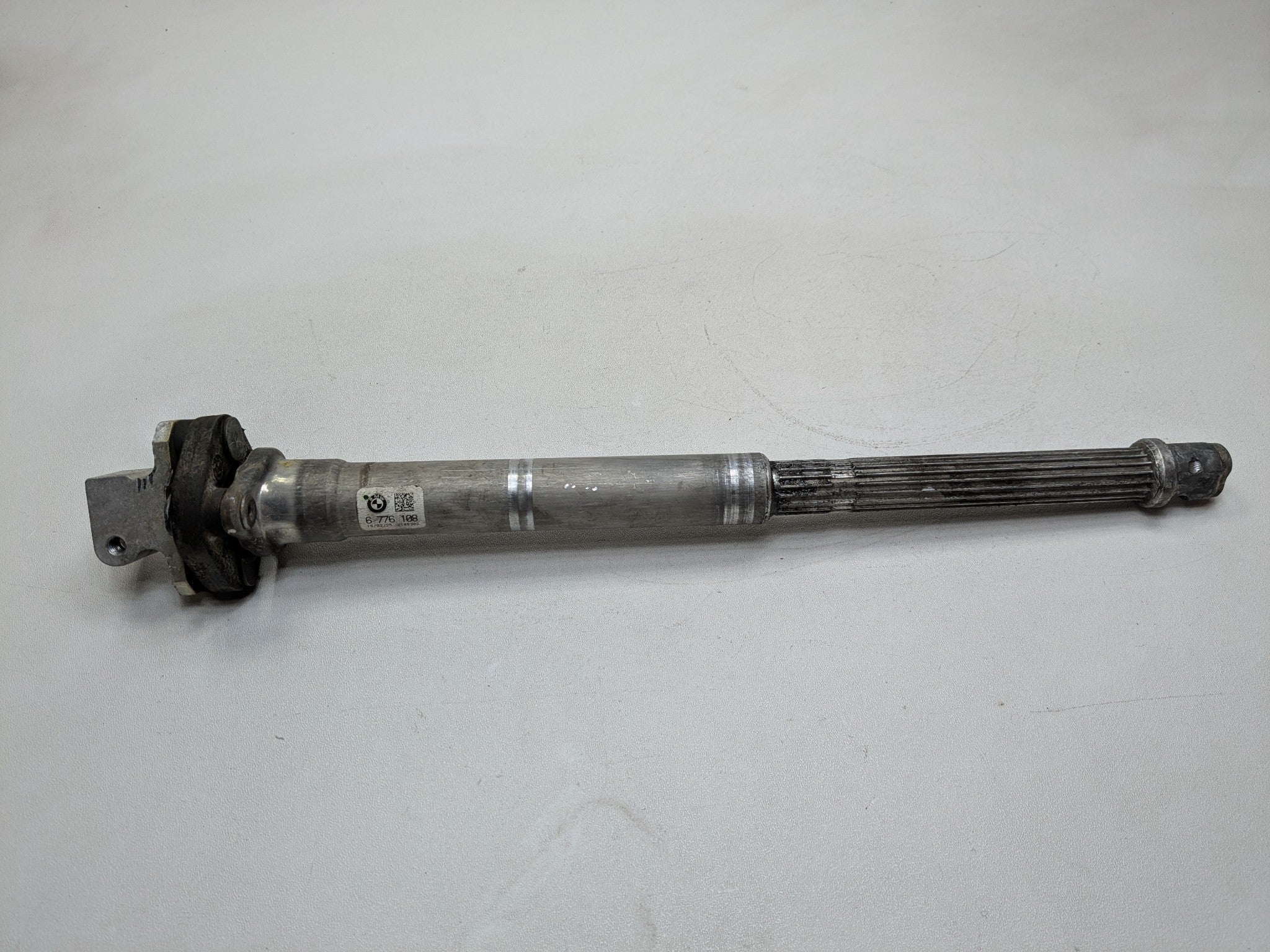 2014 - 2016 BMW 528I OEM FRONT LOWER INTERMEDIATE POWER STEERING SHAFT JOINT