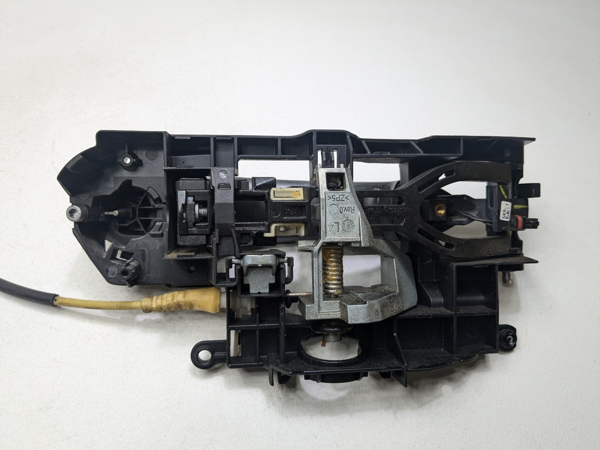 2014 - 2016 BMW 528I OEM EXTERIOR DOOR HANDLE REAR LEFT DRIVER SIDE