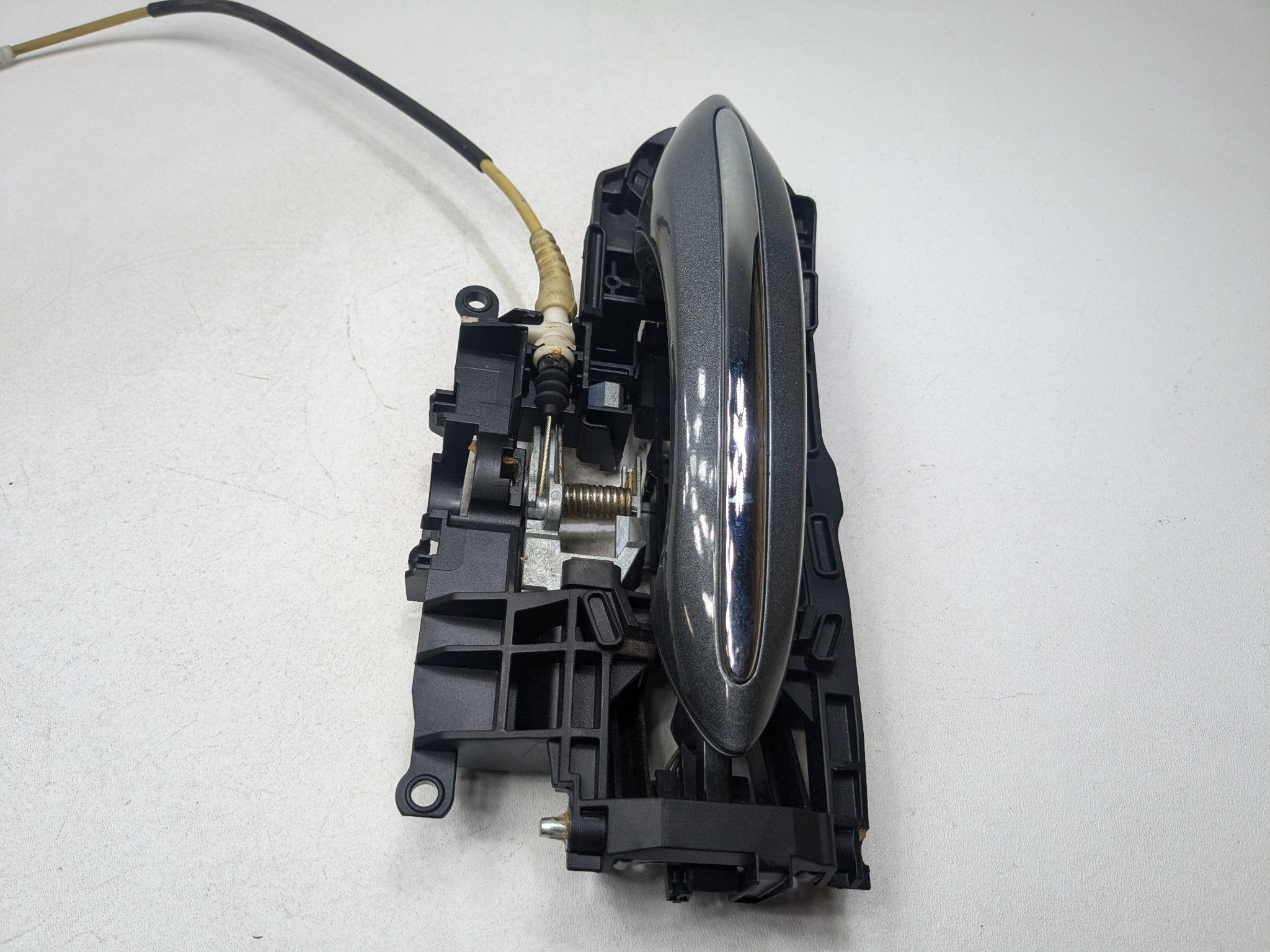2014 - 2016 BMW 528I OEM EXTERIOR DOOR HANDLE FRONT RIGHT PASSENGER SIDE