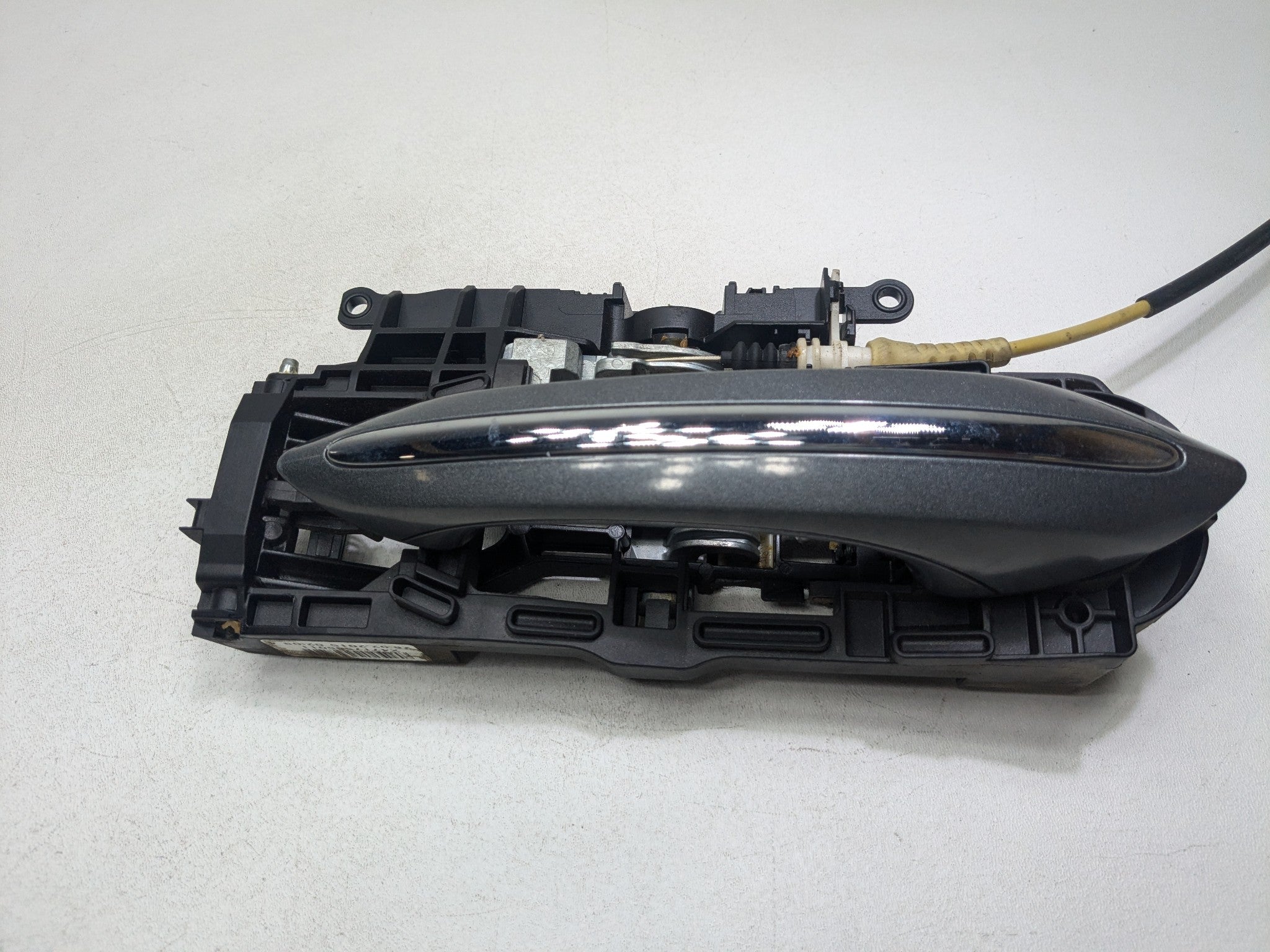 2014 - 2016 BMW 528I OEM EXTERIOR DOOR HANDLE FRONT RIGHT PASSENGER SIDE