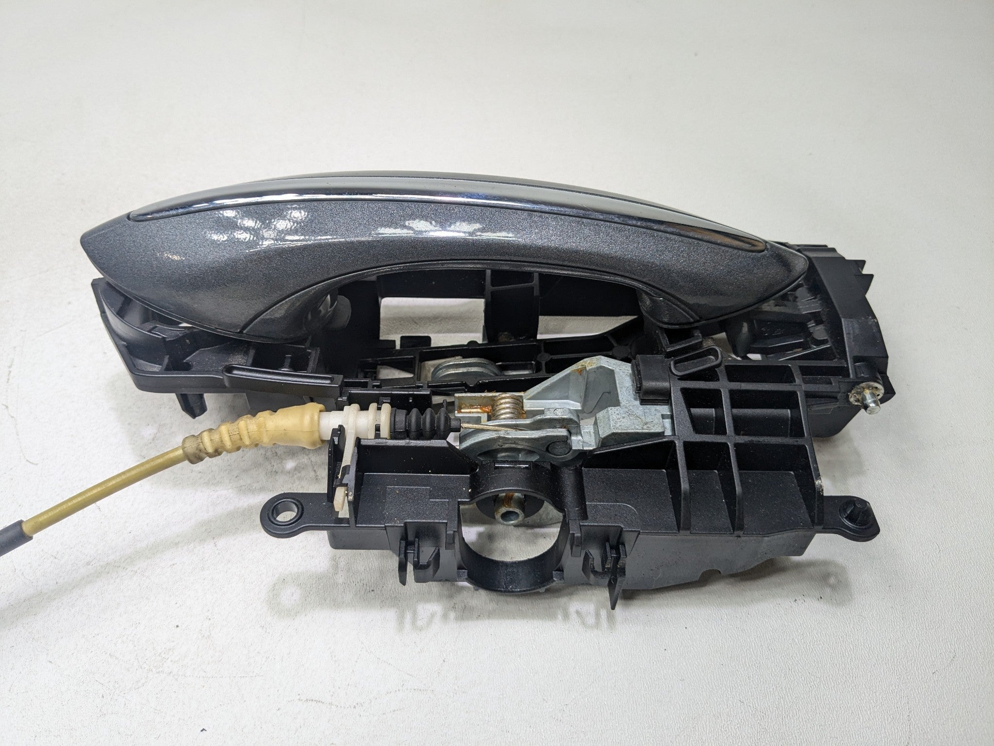 2014 - 2016 BMW 528I OEM EXTERIOR DOOR HANDLE REAR RIGHT PASSENGER SIDE