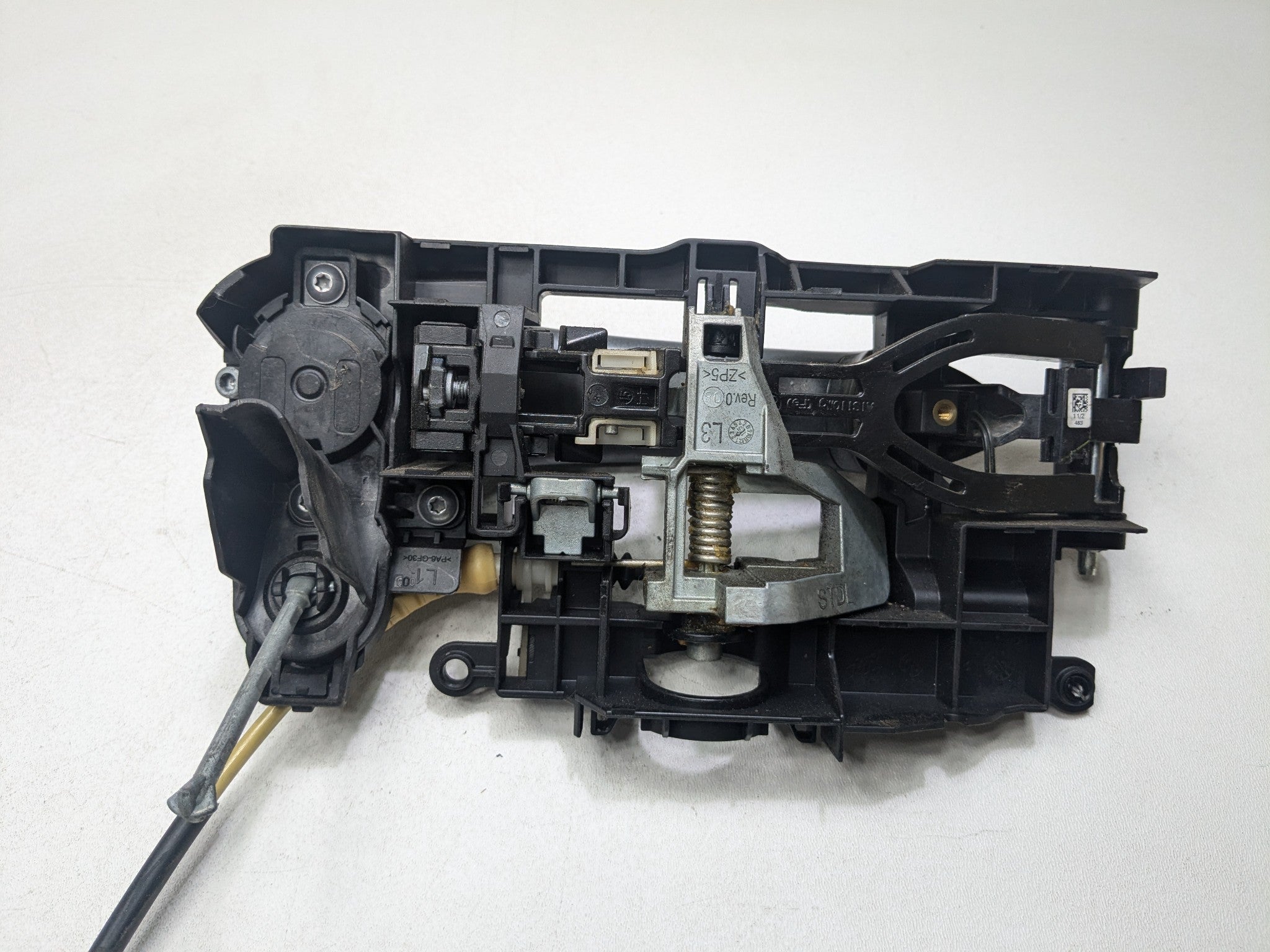 2014 - 2016 BMW 528I OEM EXTERIOR DOOR HANDLE FRONT LEFT DRIVER SIDE