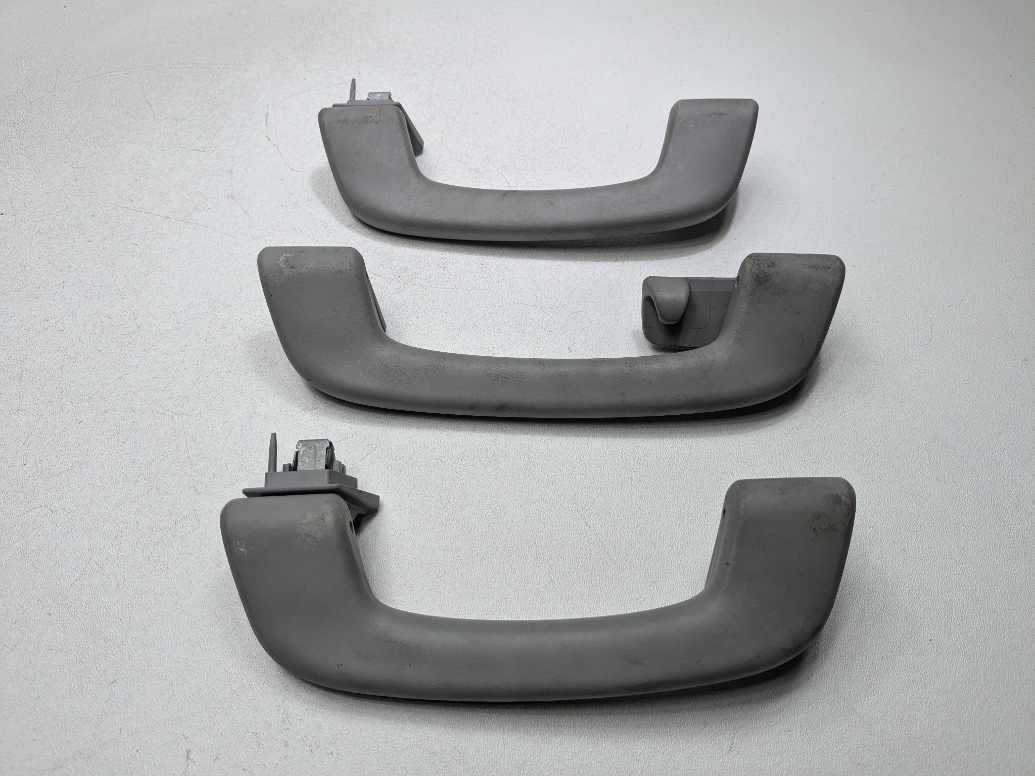 2014 - 2016 BMW 528I OEM INTERIOR GRAB BAR HANDLE FRONT AND REAR UPPER ROOF GRAY