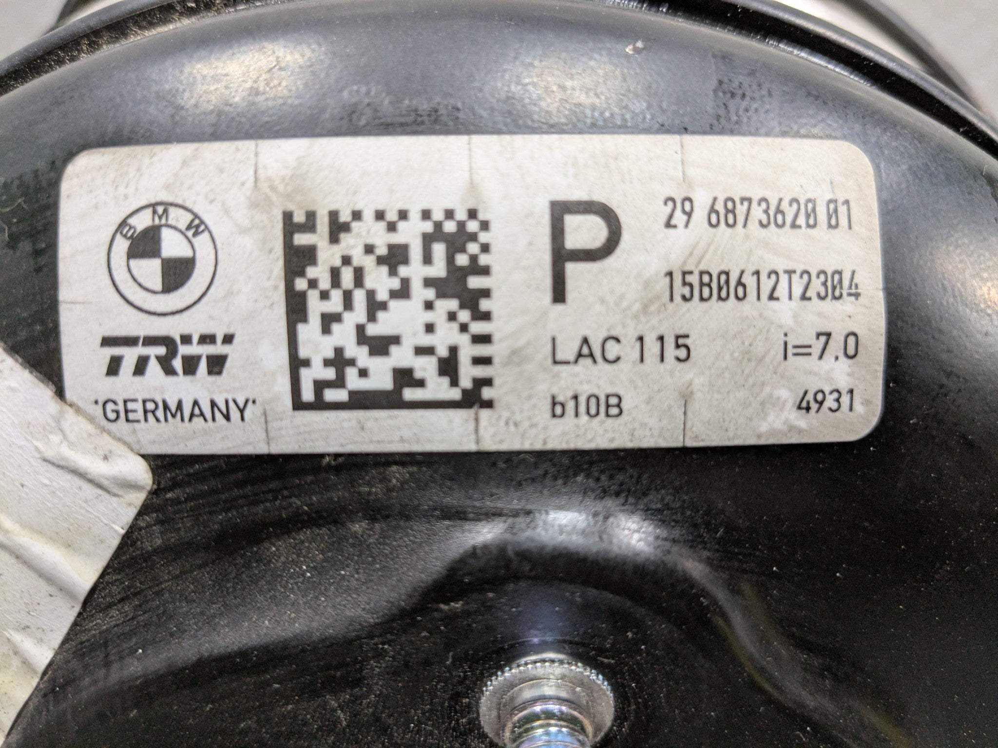 2014 - 2016 BMW 528I OEM POWER BRAKE BOOSTER ASSEMBLY WITHOUT MASTER CYLINDER