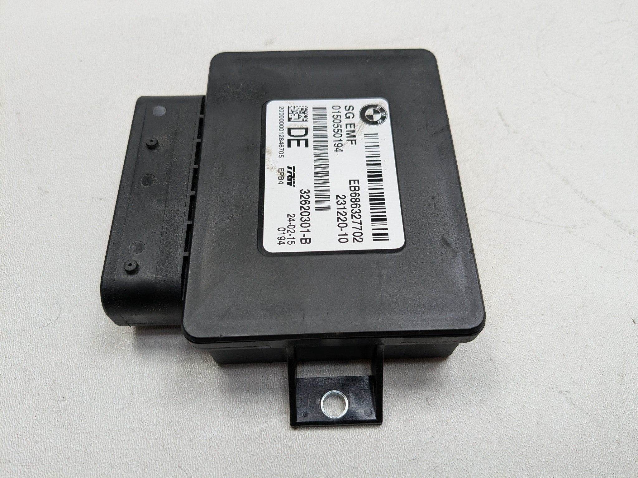 2014 - 2016 BMW 528I OEM ELECTRIC PARKING BRAKE CONTROL COMPUTER MODULE UNIT