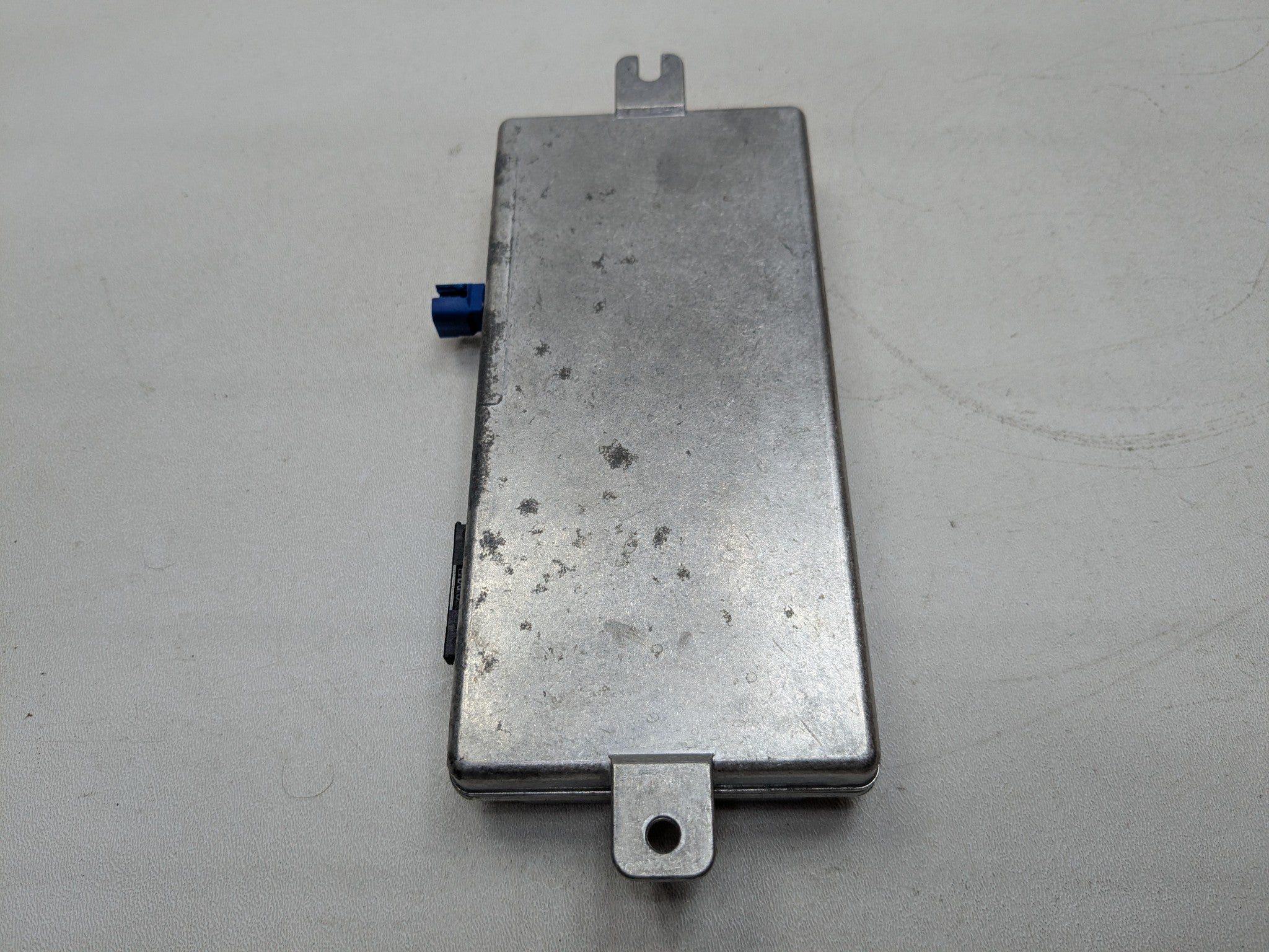 2014 - 2016 BMW 528I OEM REAR VIEW CAMERA ASSIST CONTROL MODULE UNIT