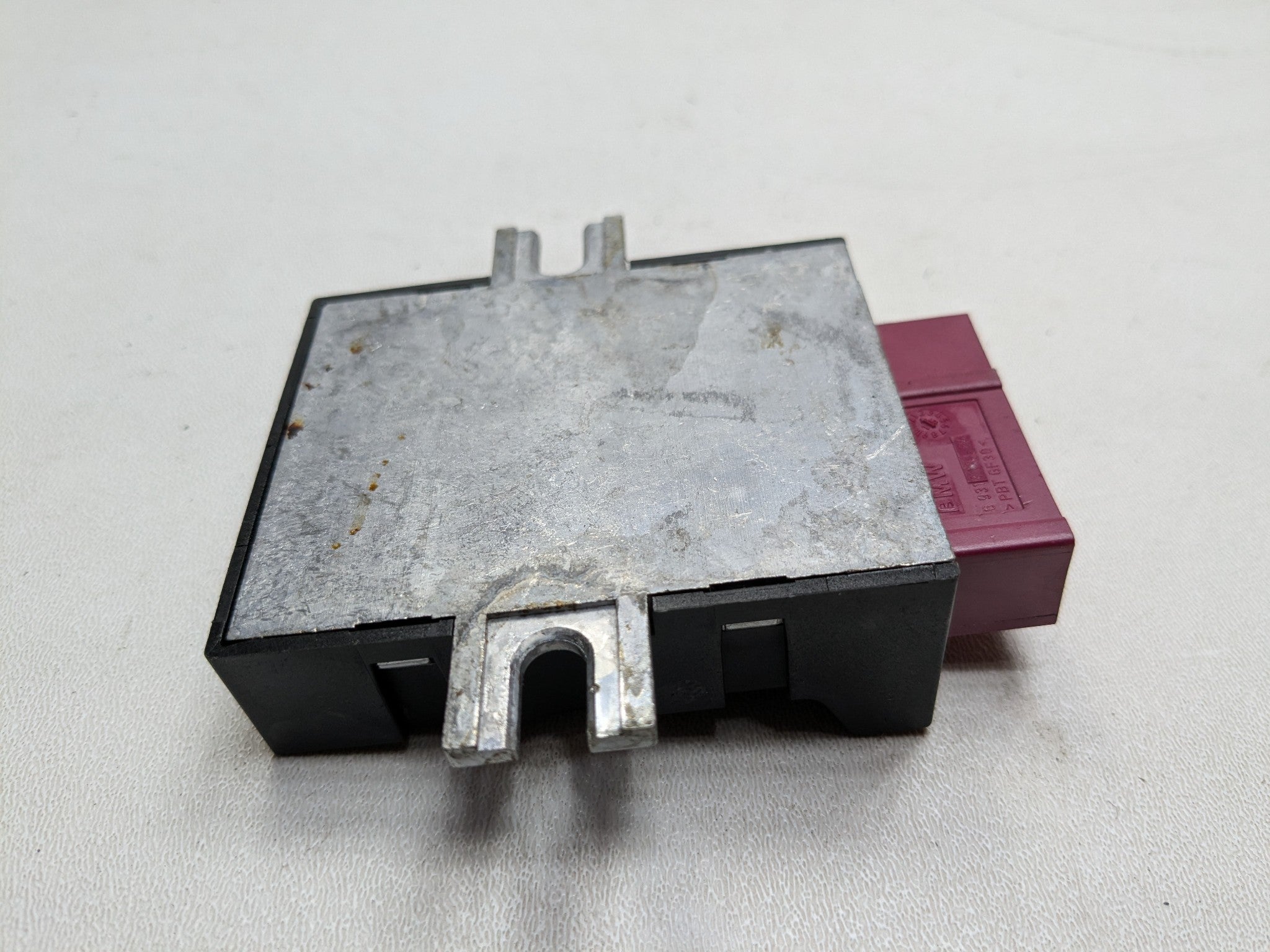 2014 - 2016 BMW 528I OEM FUEL PUMP COMPUTER CONTROL MODULE UNIT