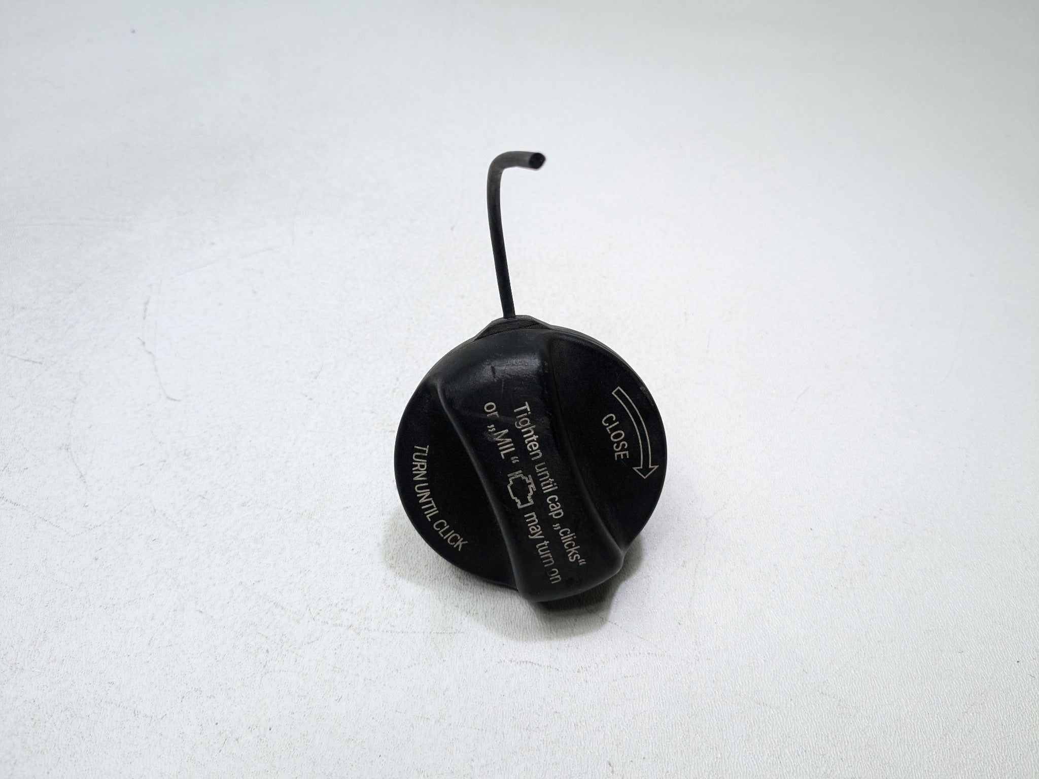 2014 - 2016 BMW 528I OEM FUEL GAS TANK FILLER CAP COVER BLACK