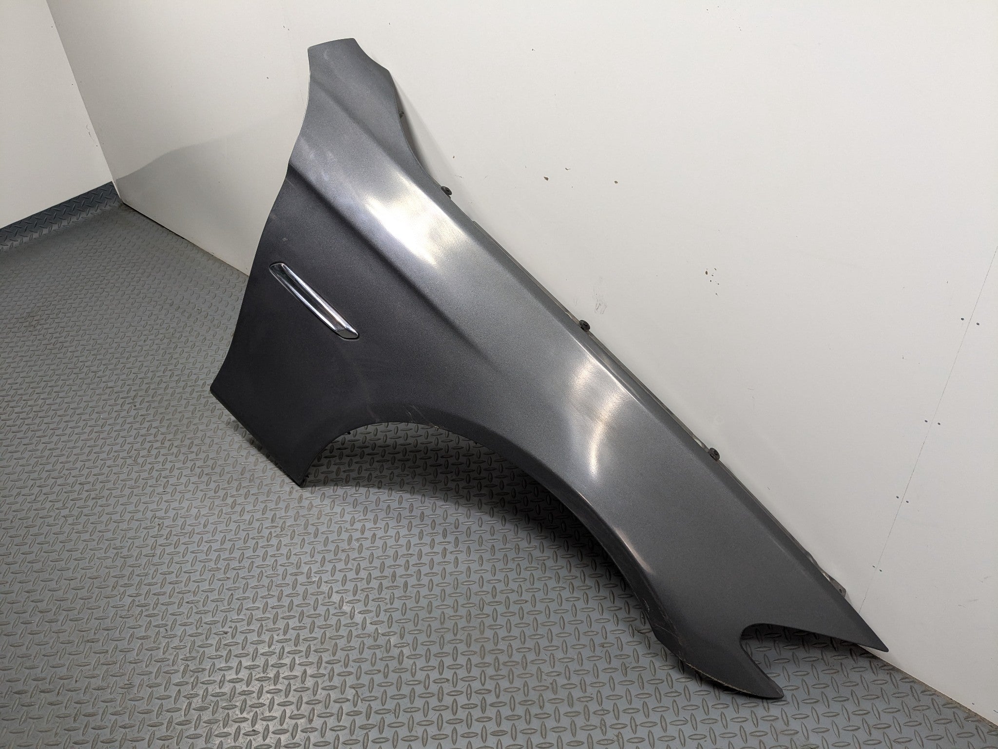 2014 - 2016 BMW 528I OEM FENDER COVER PANEL FRONT RIGHT PASSENGER SIDE