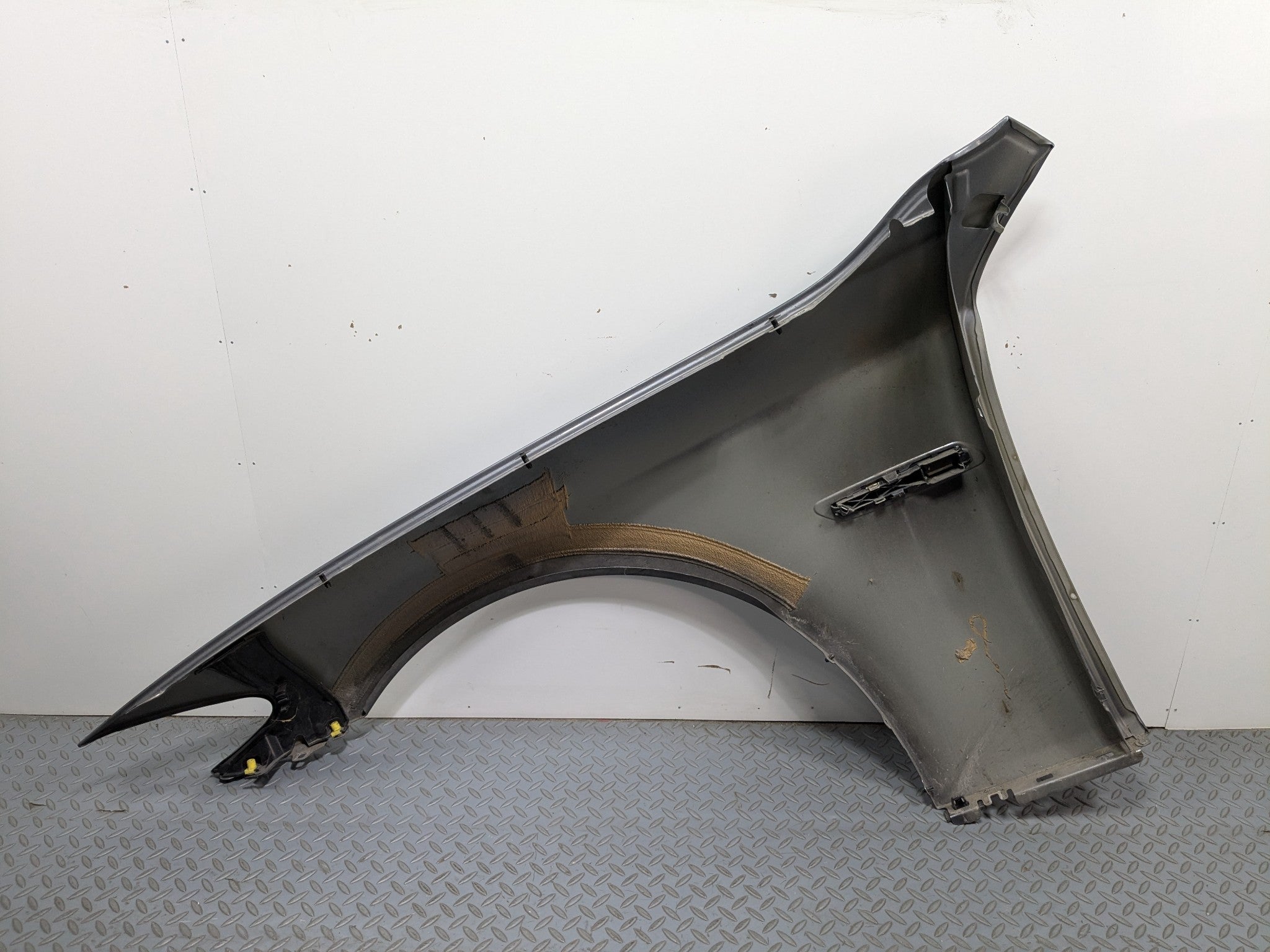 2014 - 2016 BMW 528I OEM FENDER COVER PANEL FRONT RIGHT PASSENGER SIDE