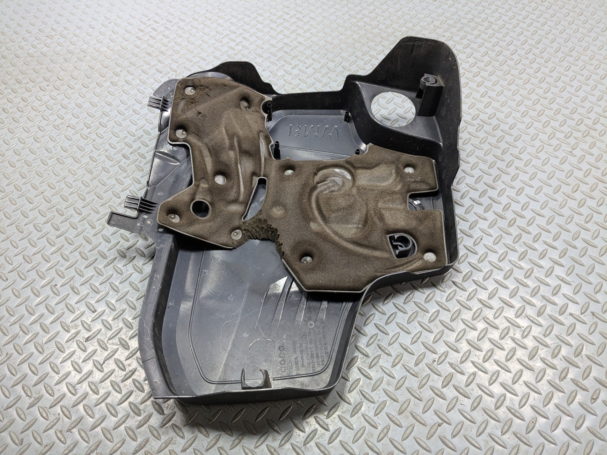 2014 - 2016 BMW 528I OEM ENGINE COVER APPEARANCE TRIM PANEL TWIN POWER TURBO