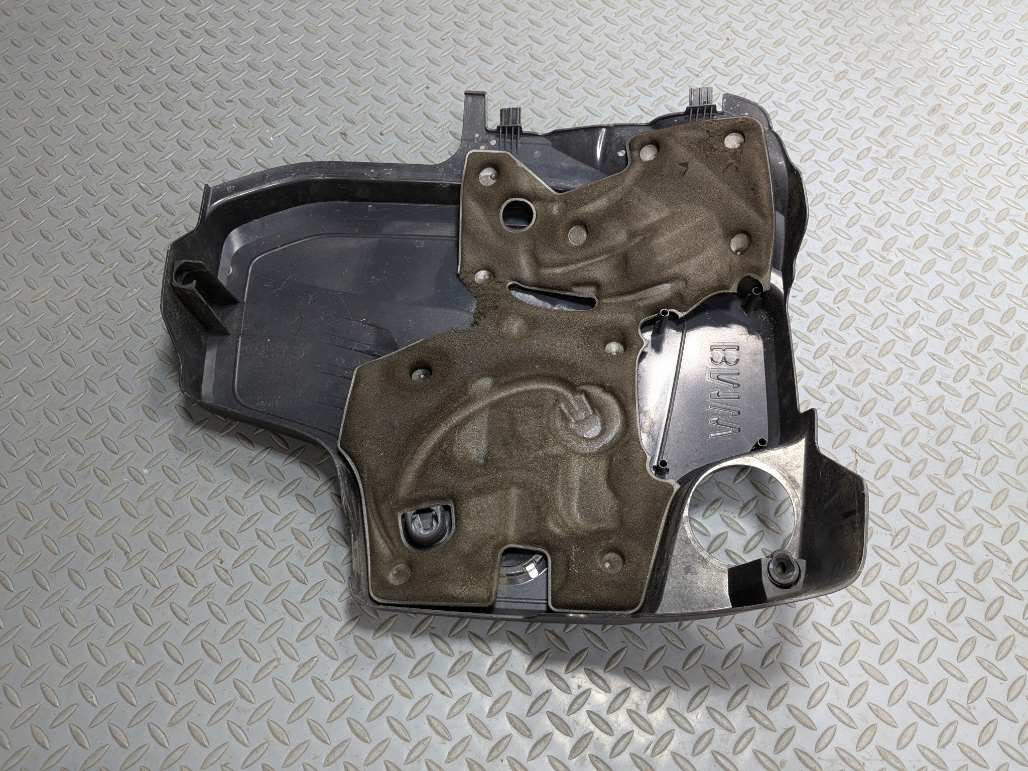 2014 - 2016 BMW 528I OEM ENGINE COVER APPEARANCE TRIM PANEL TWIN POWER TURBO