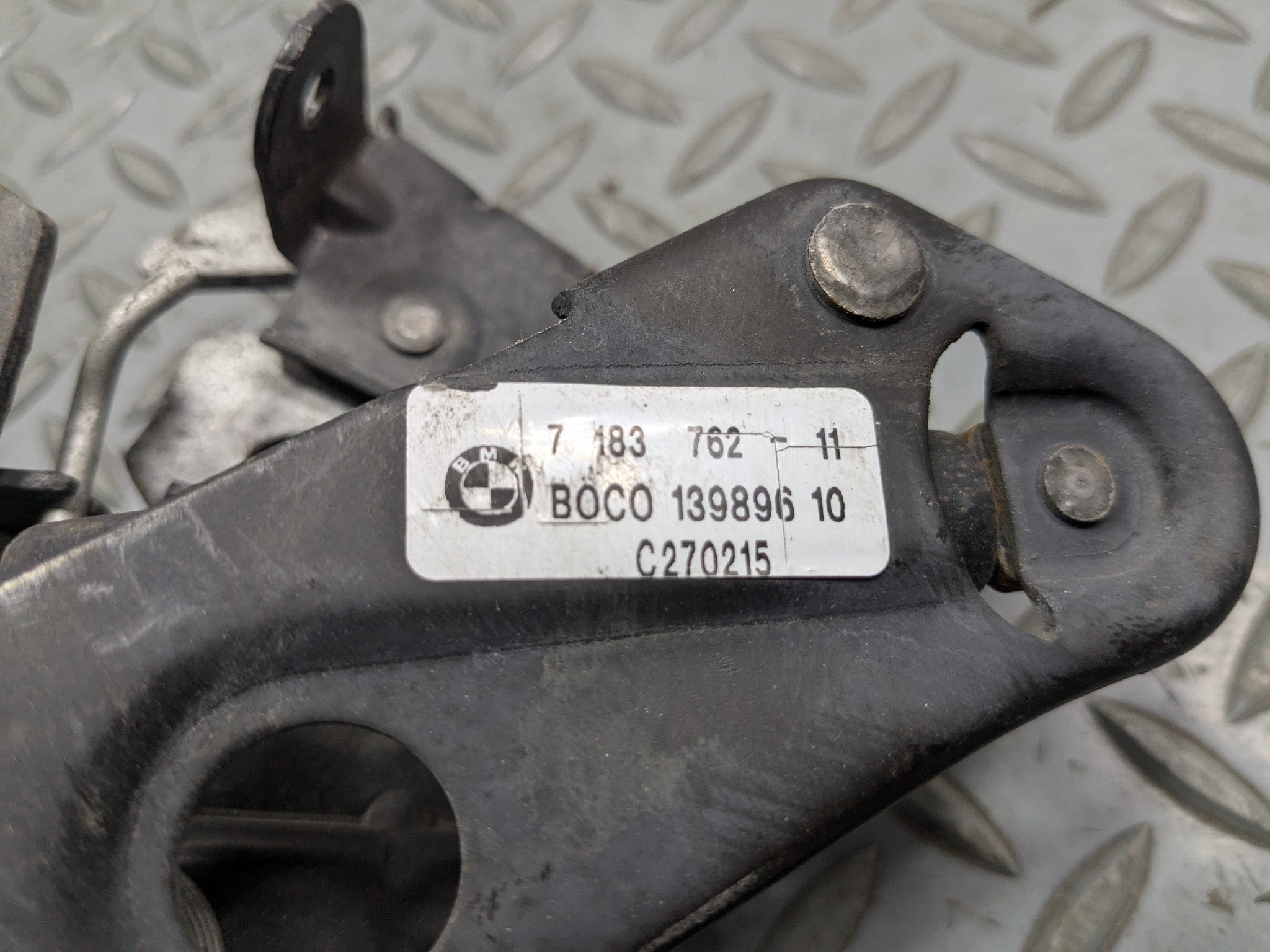 2014 - 2016 BMW 528I OEM HOOD BONNET LOCK LATCH ACTUATOR RIGHT PASSENGER SIDE