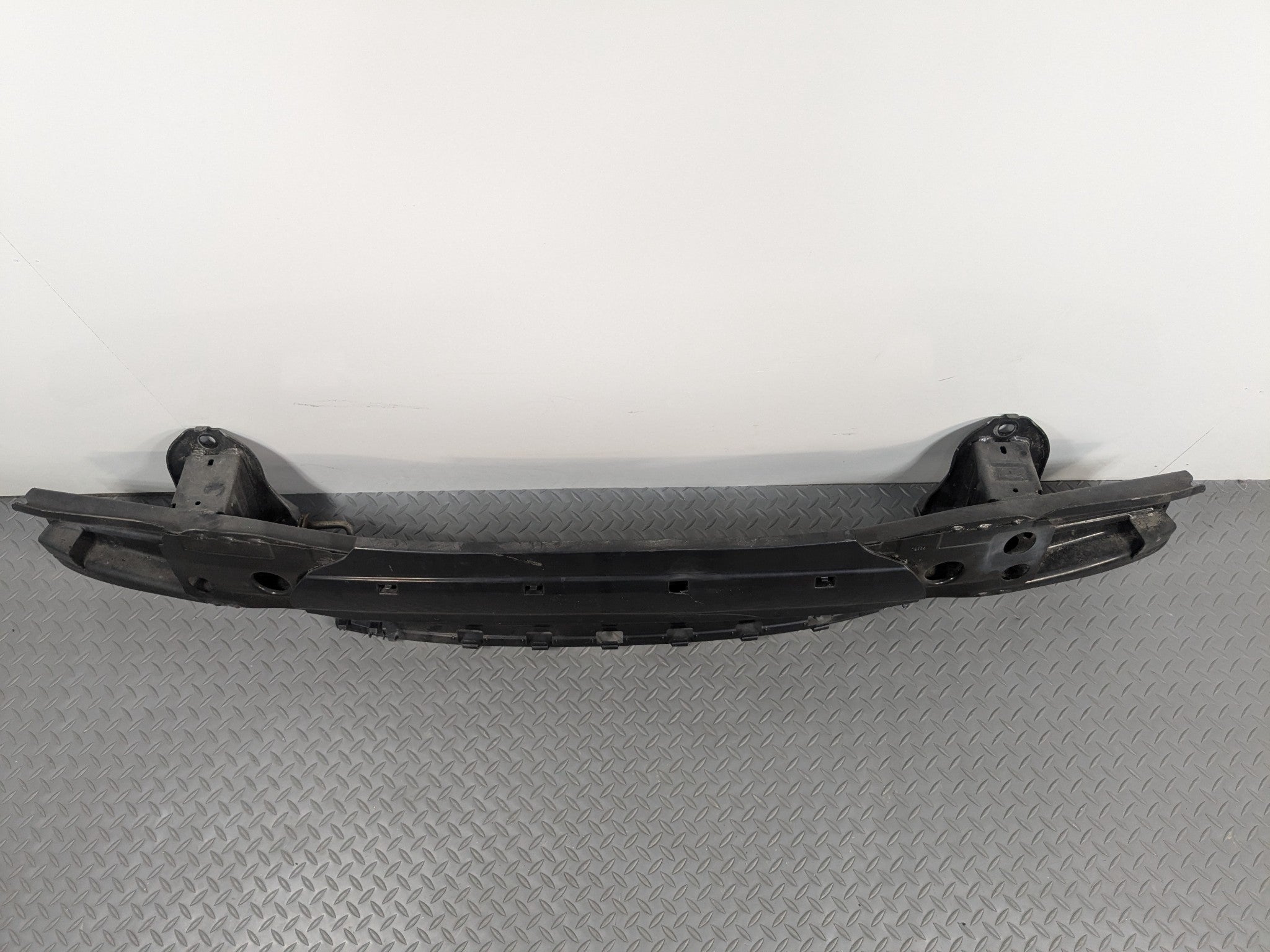 2014 - 2016 BMW 528I OEM REAR REINFORCEMENT IMPACT BAR REBAR