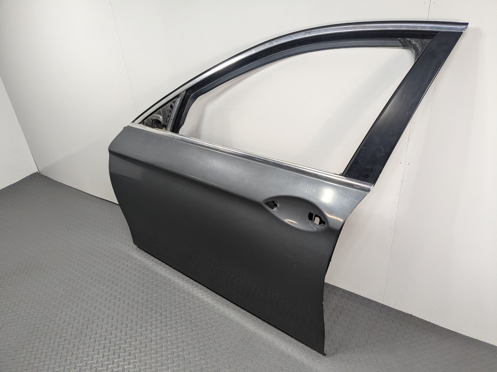 2014 - 2016 BMW 528I OEM DOOR SHELL PANEL MINERAL GRAY METALLIC FRONT LEFT SIDE