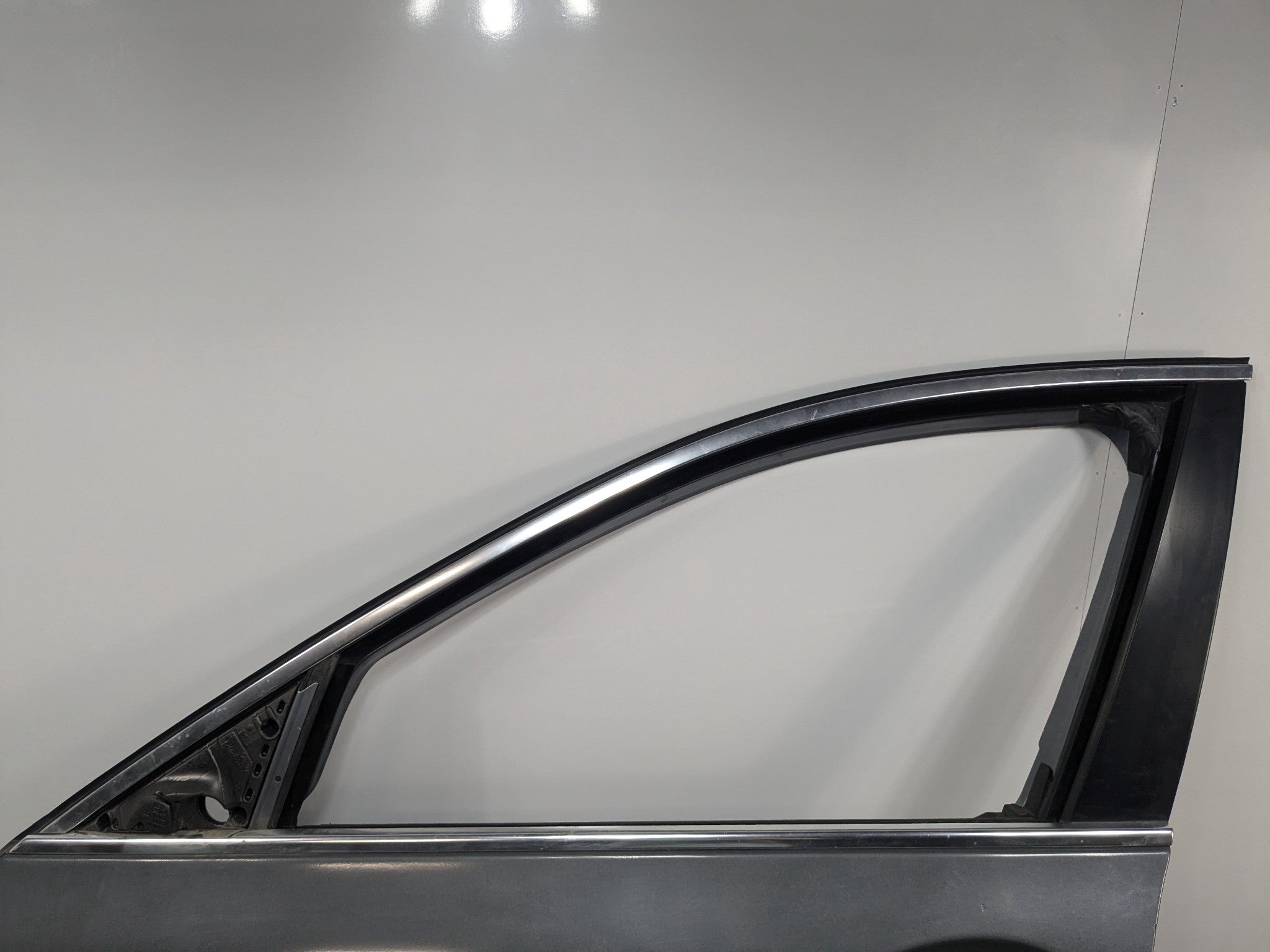 2014 - 2016 BMW 528I OEM DOOR SHELL PANEL MINERAL GRAY METALLIC FRONT LEFT SIDE