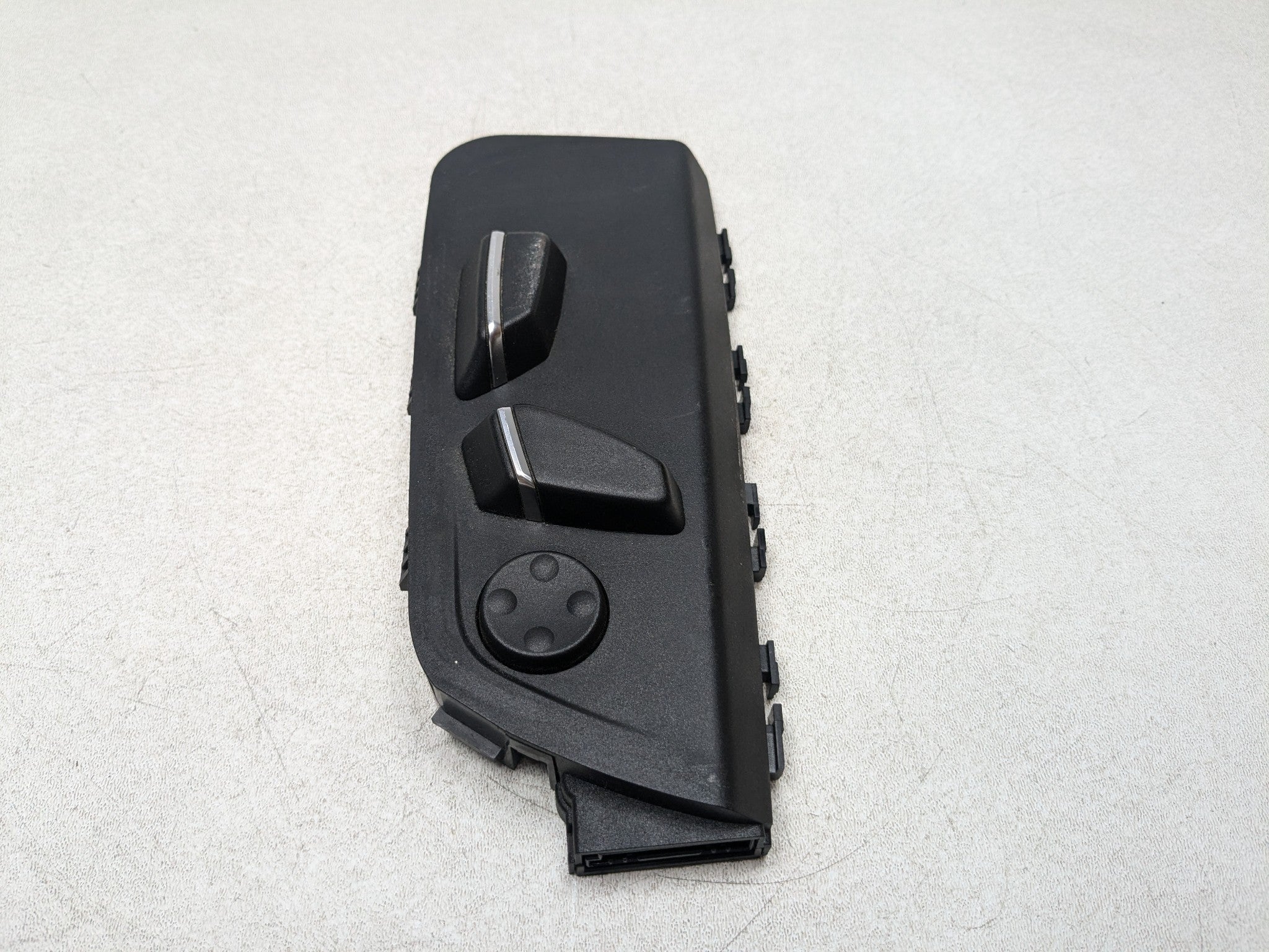 2014 - 2016 BMW 528I OEM POWER SEAT ADJUST CONTROL SWITCH FRONT LEFT DRIVER SIDE