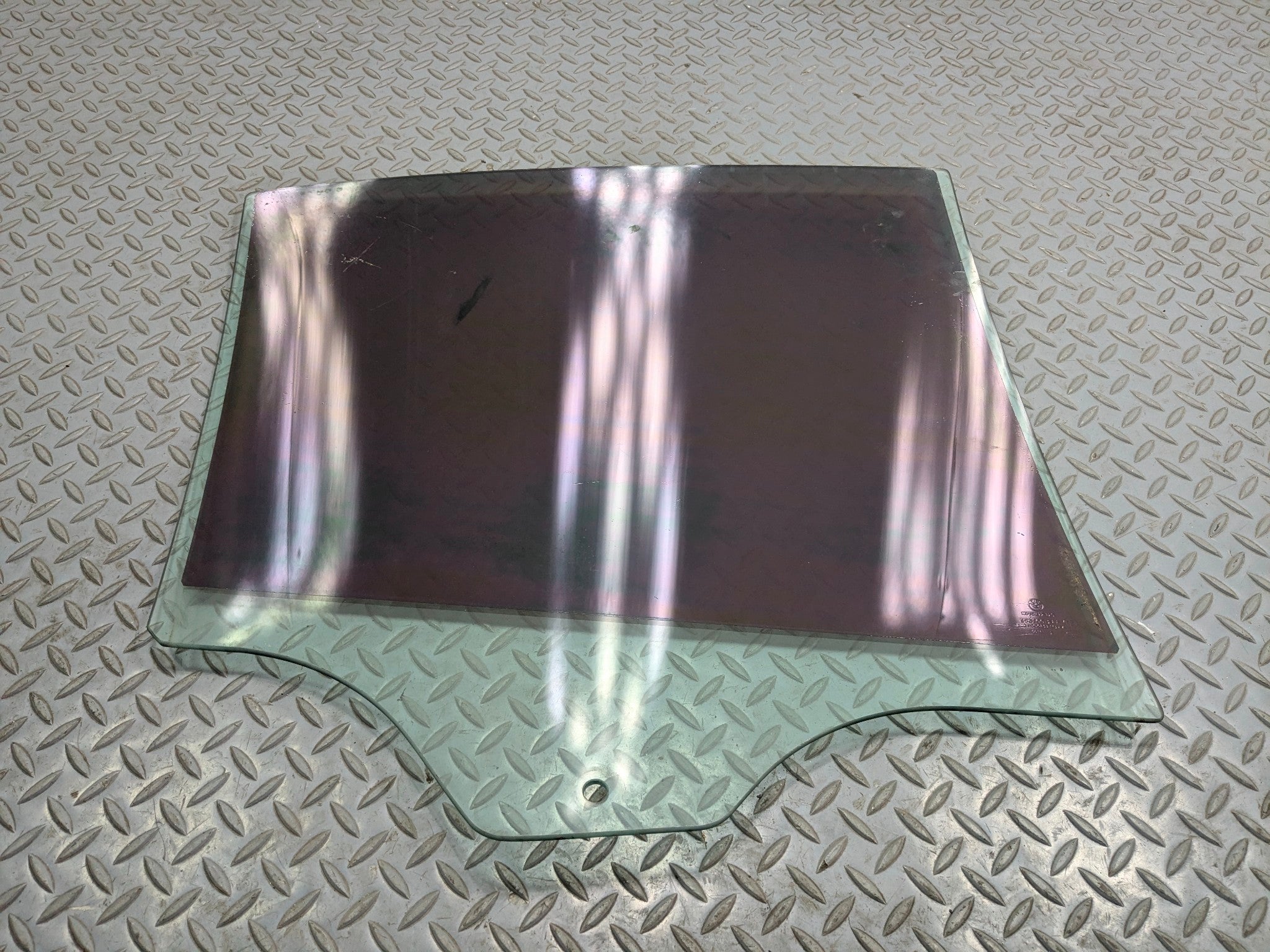 06 - 08 BMW 750I OEM DOOR WINDOW GLASS REAR LEFT DRIVER SIDE WITH TINTED GLASS