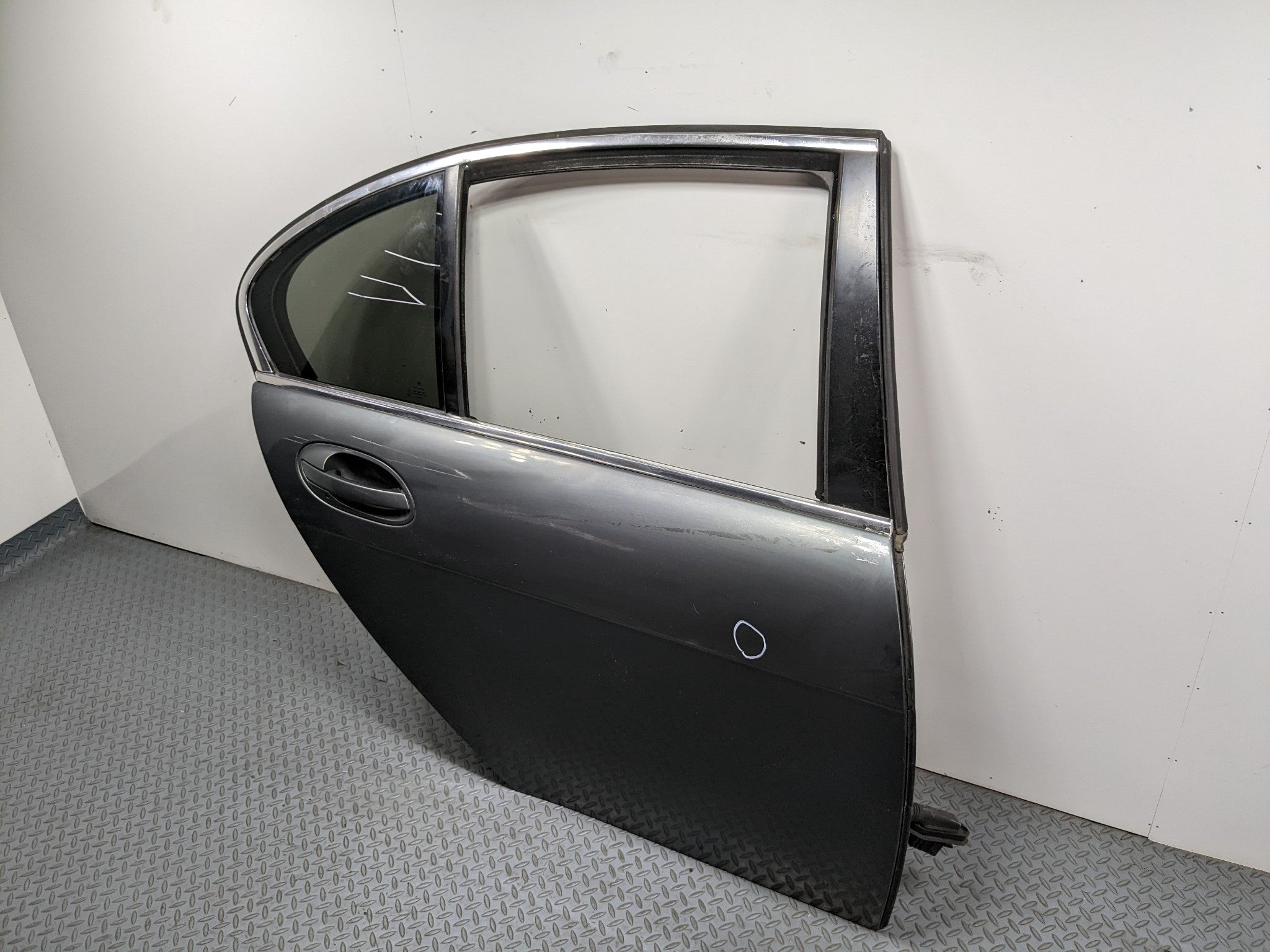 06 - 08 BMW 750I OEM DOOR SHELL PANEL WITH EXTERIOR DOOR HANDLE REAR RIGHT SIDE