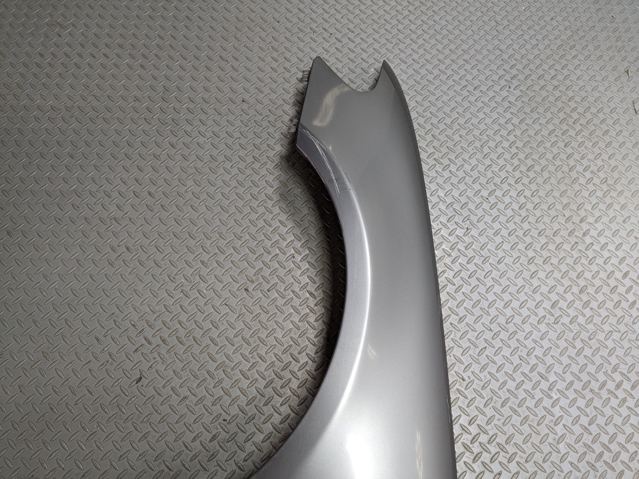 06 - 08 BMW 750I OEM FENDER COVER PANEL TITANIUM GREY METALLIC FRONT LEFT SIDE