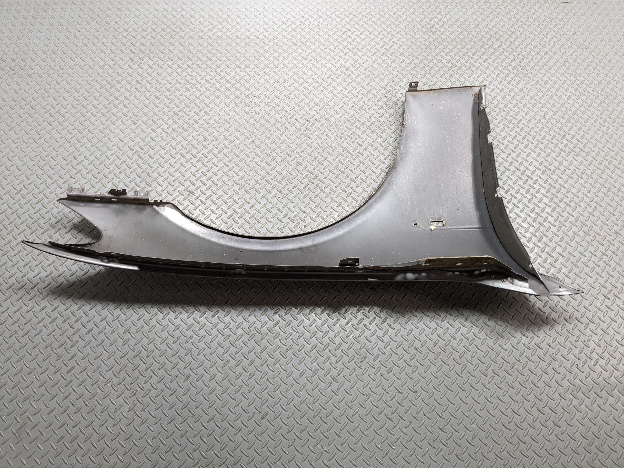 06 - 08 BMW 750I OEM FENDER COVER PANEL TITANIUM GREY METALLIC FRONT LEFT SIDE