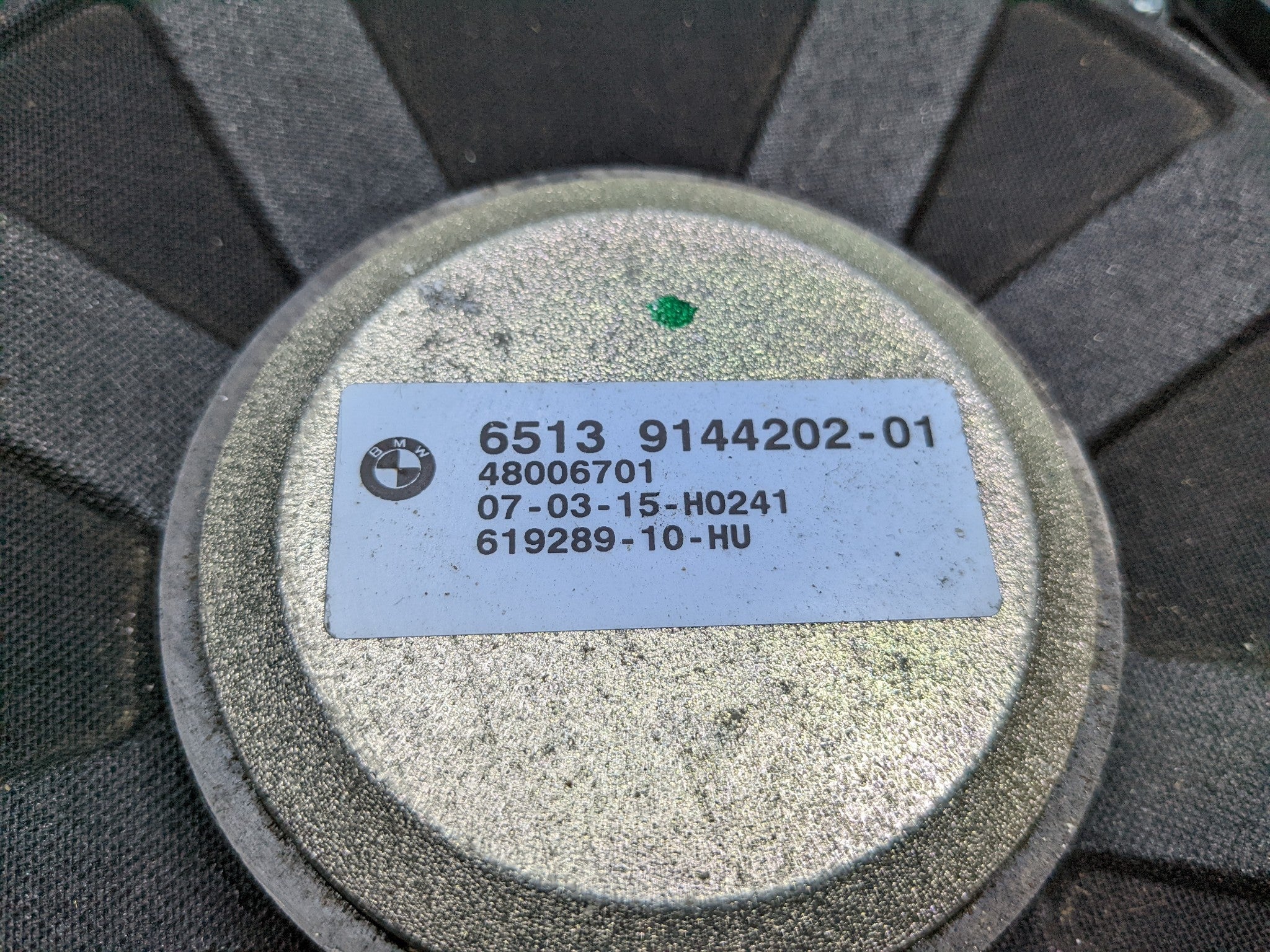 2013 - 2015 BMW X1 OEM AUDIO BASE SUBWOOFER SPEAKER FRONT LEFT DRIVER SIDE
