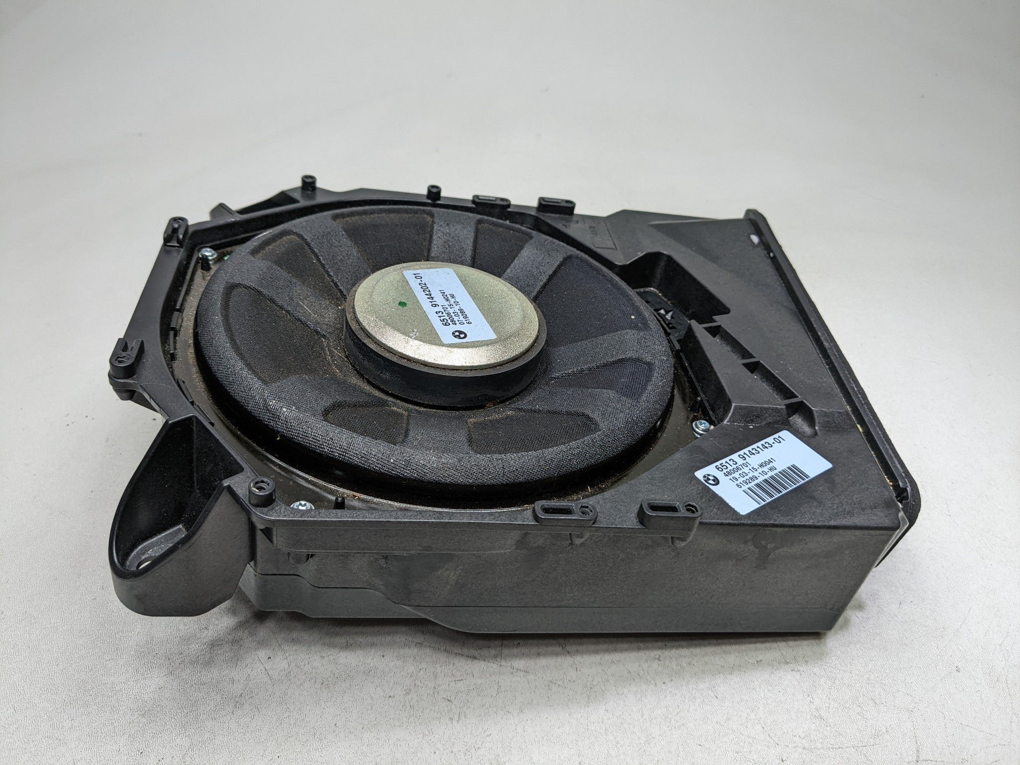 2013 - 2015 BMW X1 OEM AUDIO BASE SUBWOOFER SPEAKER FRONT LEFT DRIVER SIDE