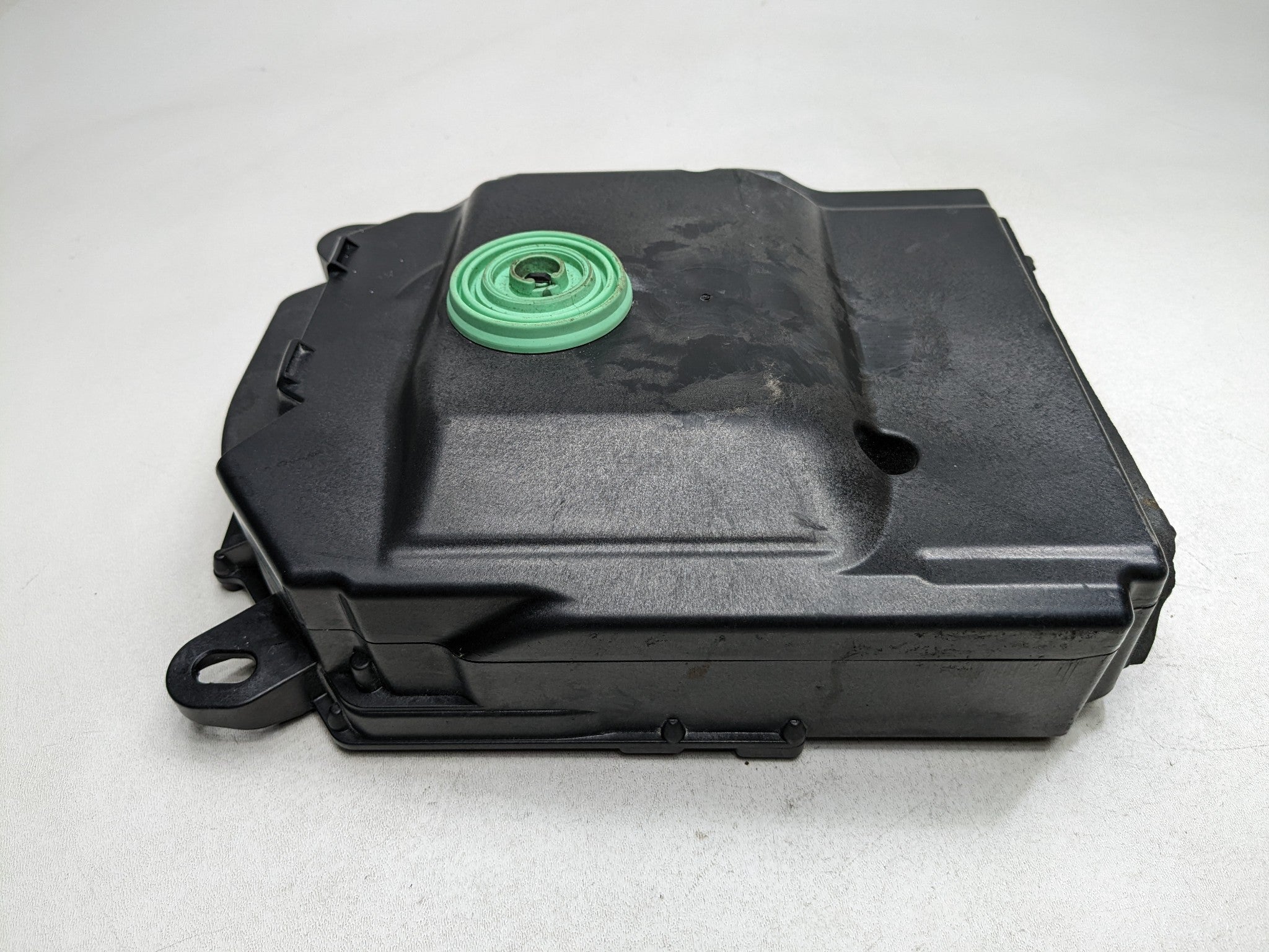 2013 - 2015 BMW X1 OEM AUDIO BASE SUBWOOFER SPEAKER FRONT RIGHT PASSENGER SIDE