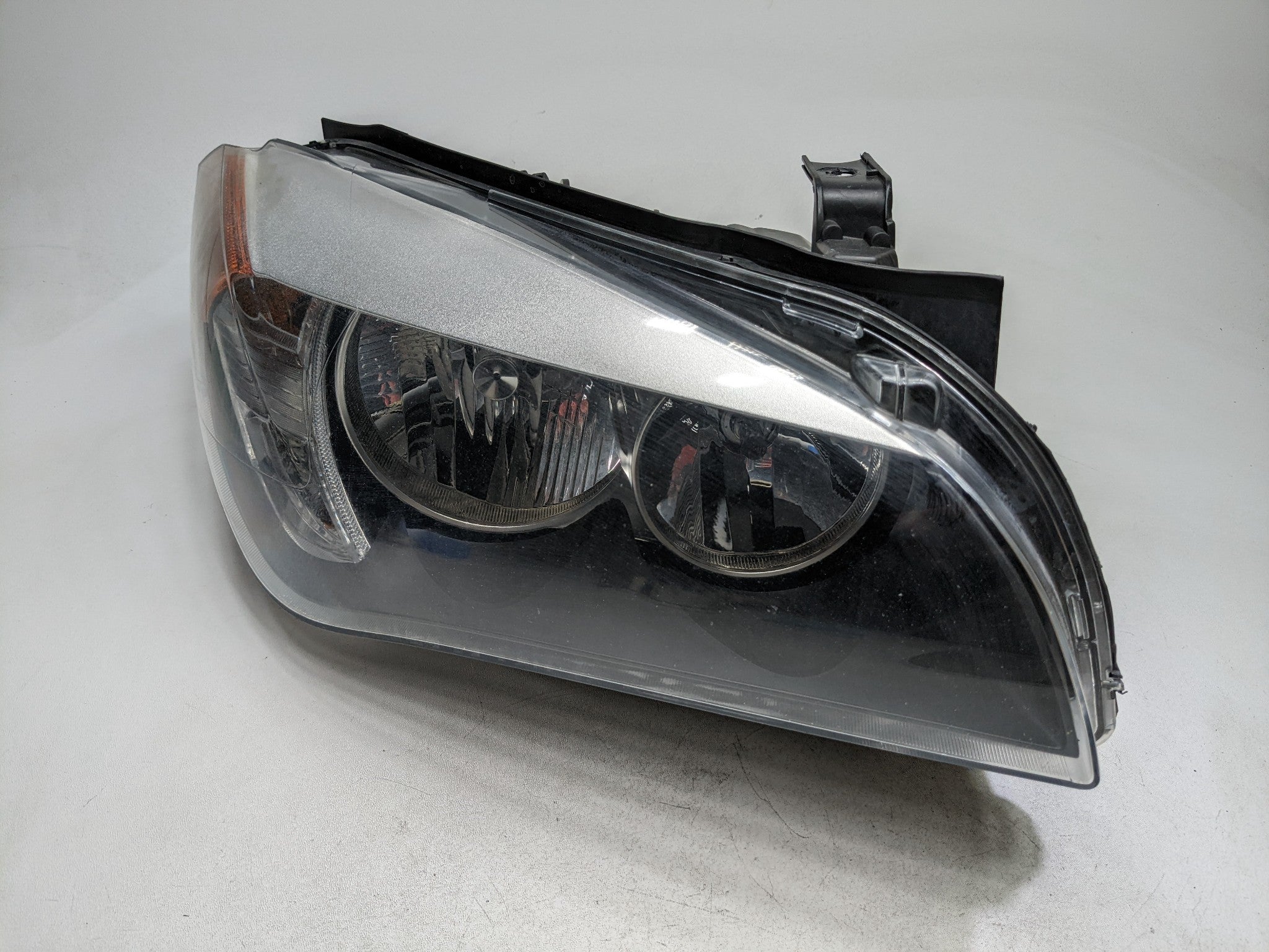 2013 - 2015 BMW X1 OEM XENON HEADLAMP ASSEMBLY FRONT RIGHT PASSENGER SIDE