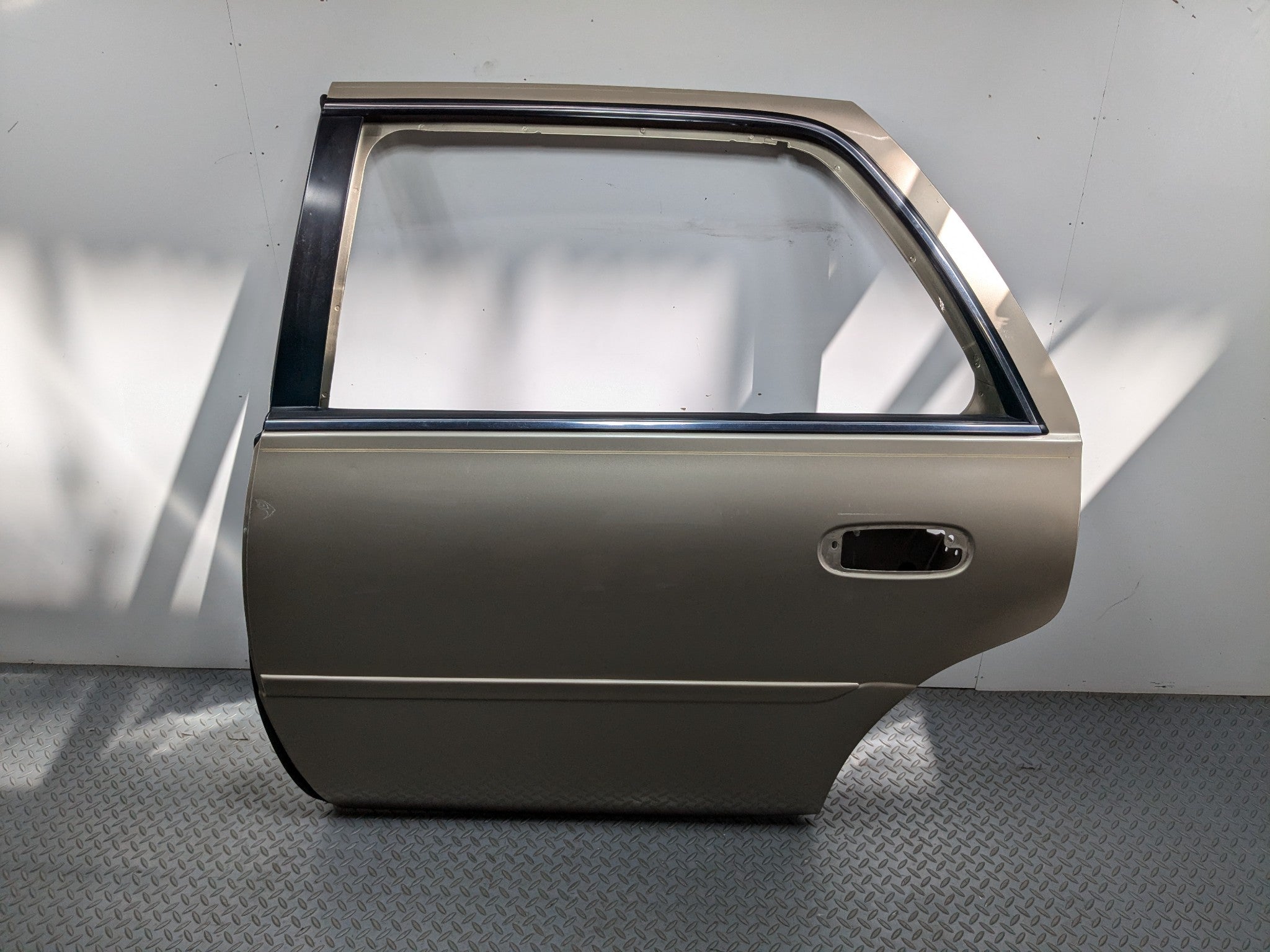 2000 - 2005 CADILLAC DEVILLE OEM DOOR SHELL PANEL LIGHT CASHMERE REAR LEFT SIDE