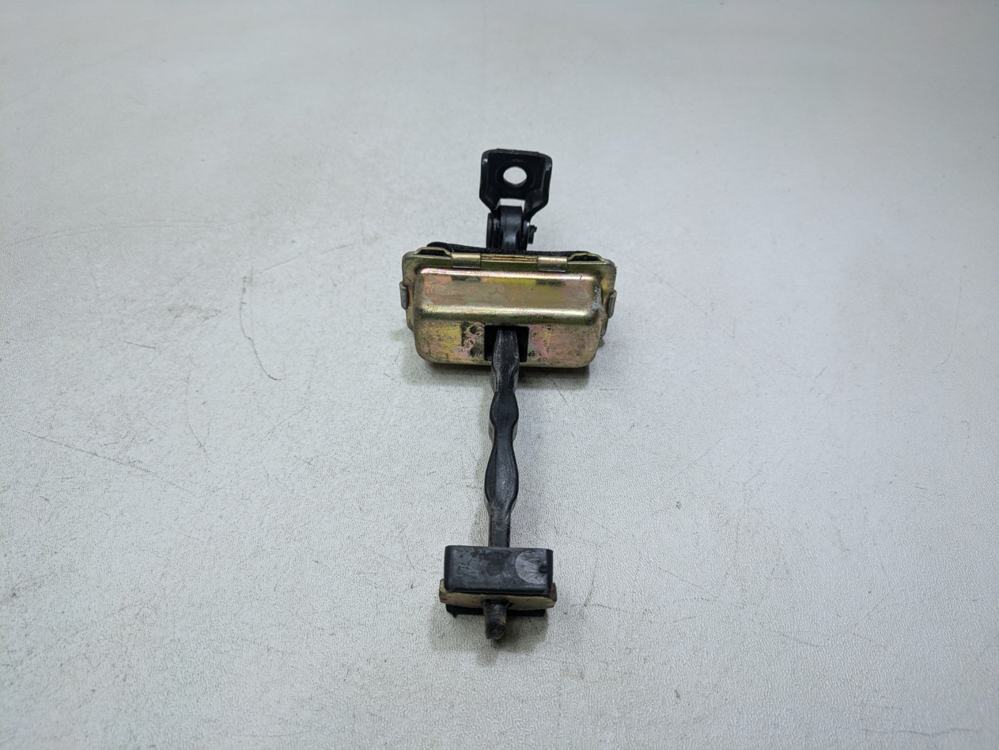 2000 - 2005 CADILLAC DEVILLE OEM DOOR CHECK STRAP STOPPER REAR LEFT DRIVER SIDE
