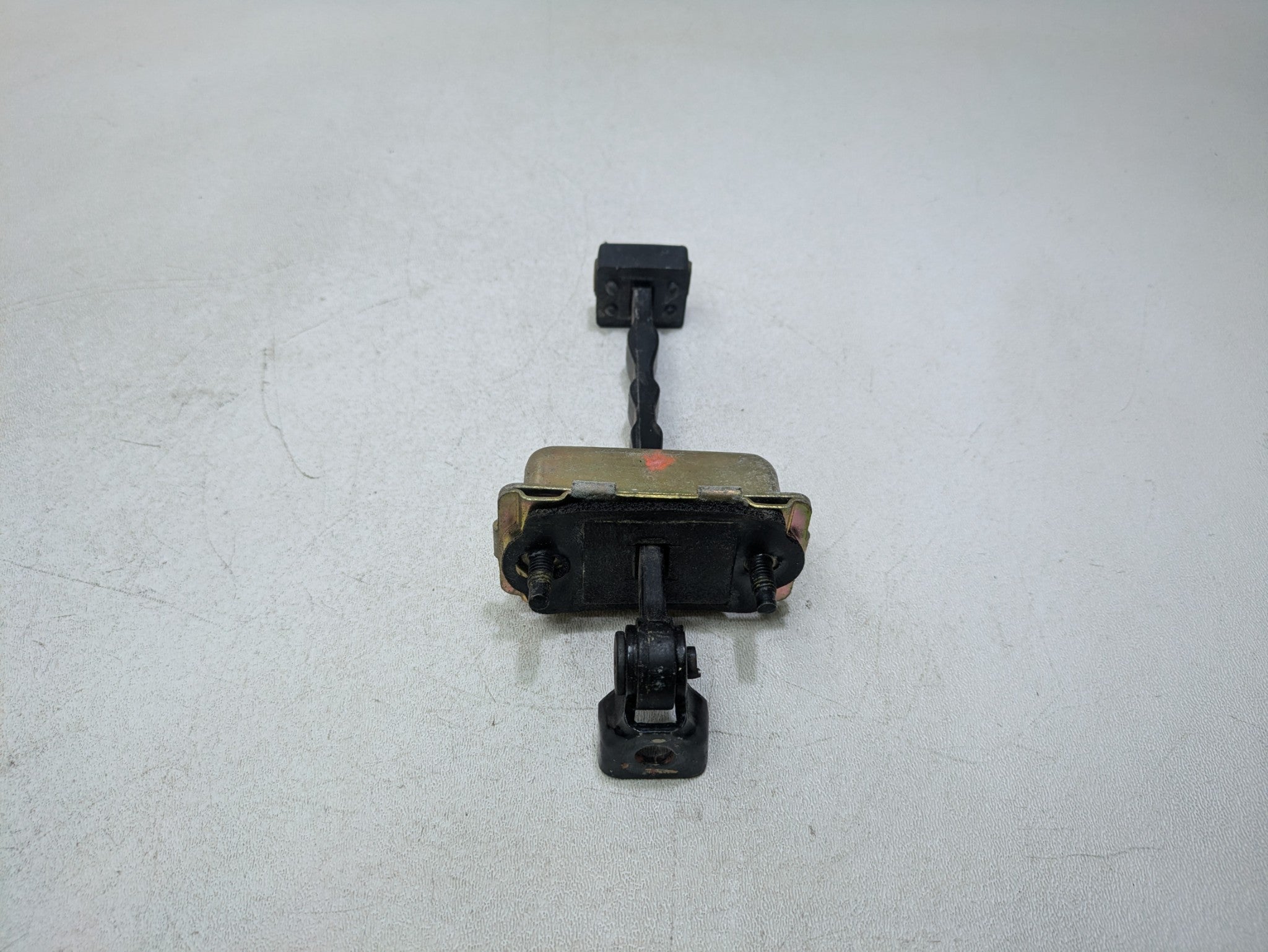 2000 - 2005 CADILLAC DEVILLE OEM DOOR CHECK STRAP STOPPER REAR LEFT DRIVER SIDE
