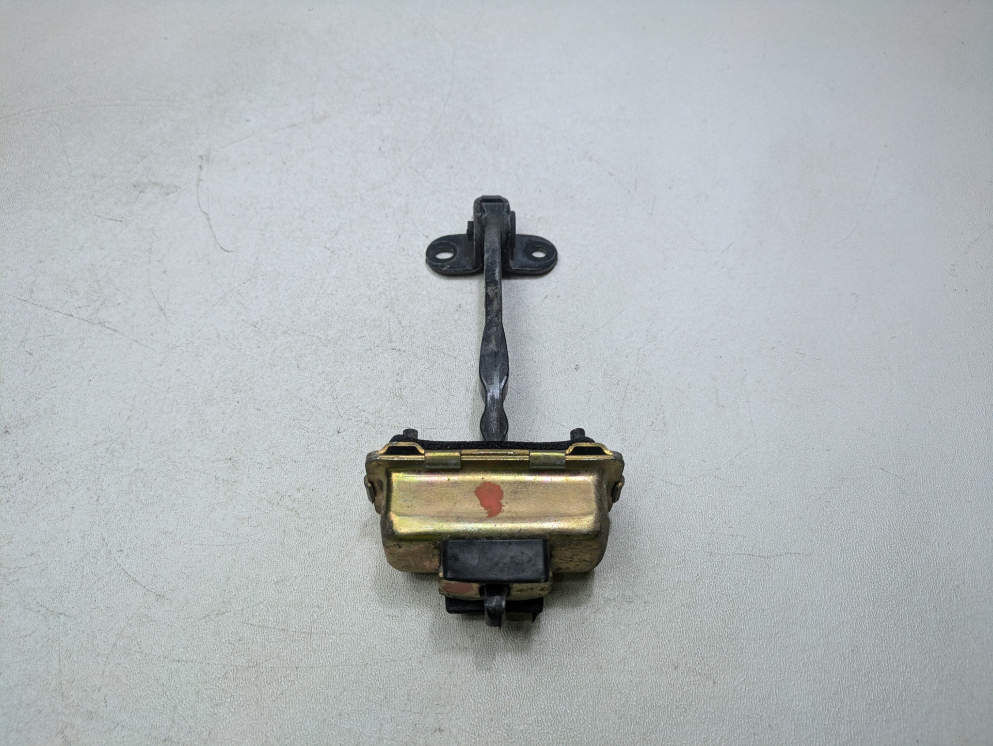 2000 - 2005 CADILLAC DEVILLE OEM DOOR CHECK STRAP STOPPER FRONT LEFT DRIVER SIDE