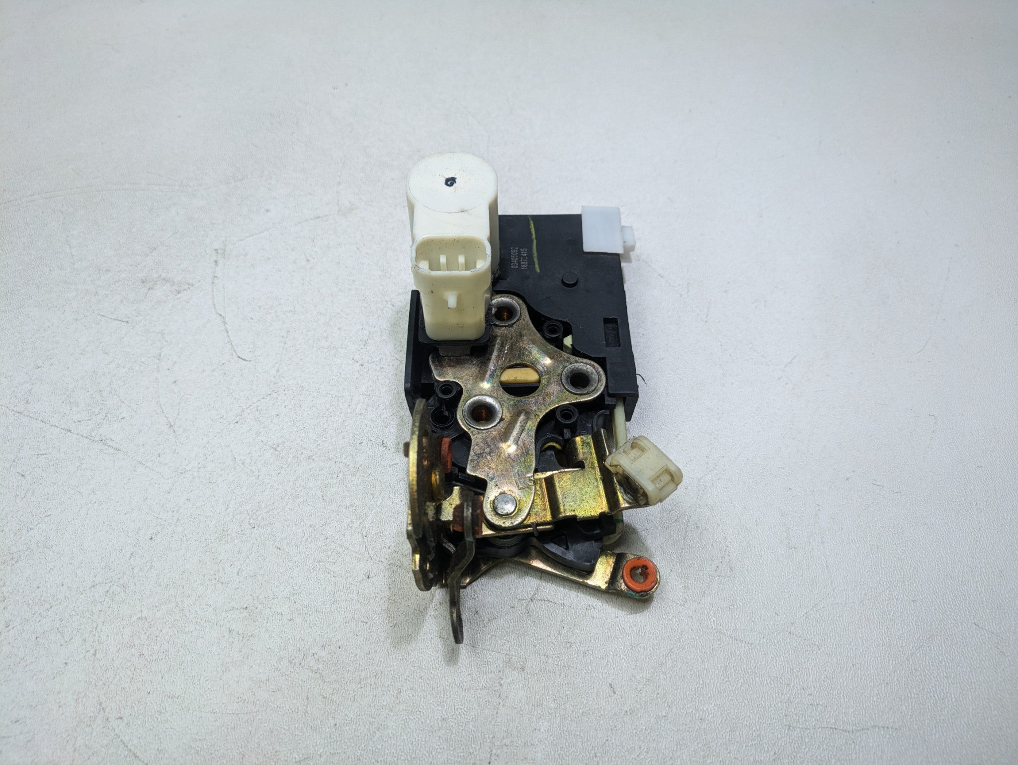 2000 - 2005 CADILLAC DEVILLE OEM DOOR LATCH LOCK ACTUATOR FRONT LEFT DRIVER SIDE