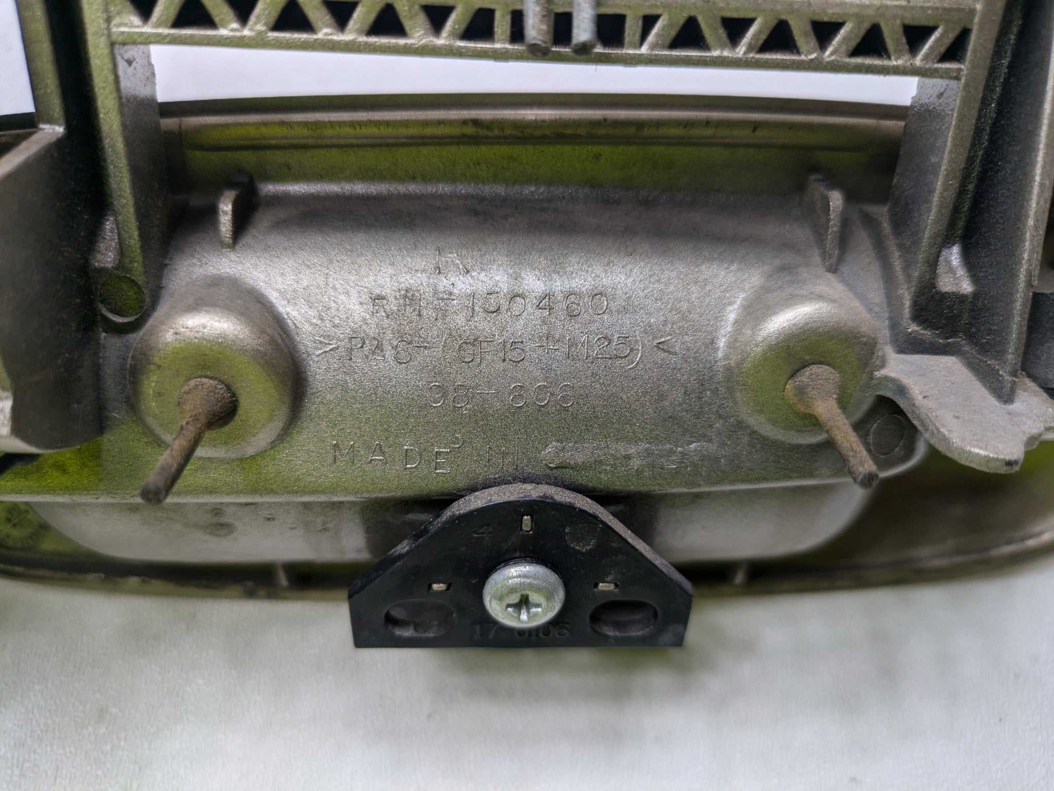 2000 - 2005 CADILLAC DEVILLE OEM EXTERIOR DOOR HANDLE FRONT RIGHT PASSENGER SIDE