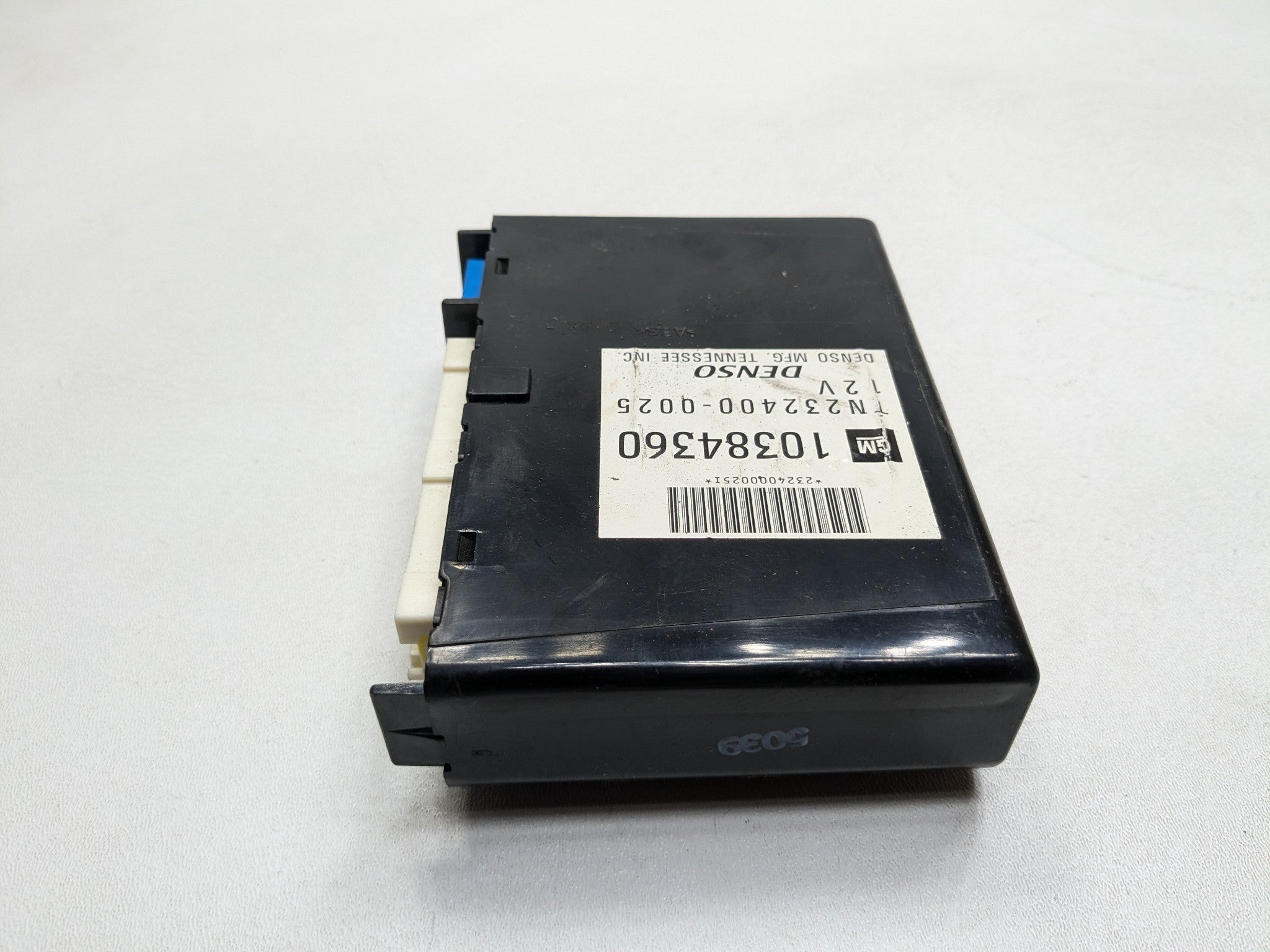 2000 - 2005 CADILLAC DEVILLE OEM BCM BODY COMPUTER CONTROL MODULE UNIT